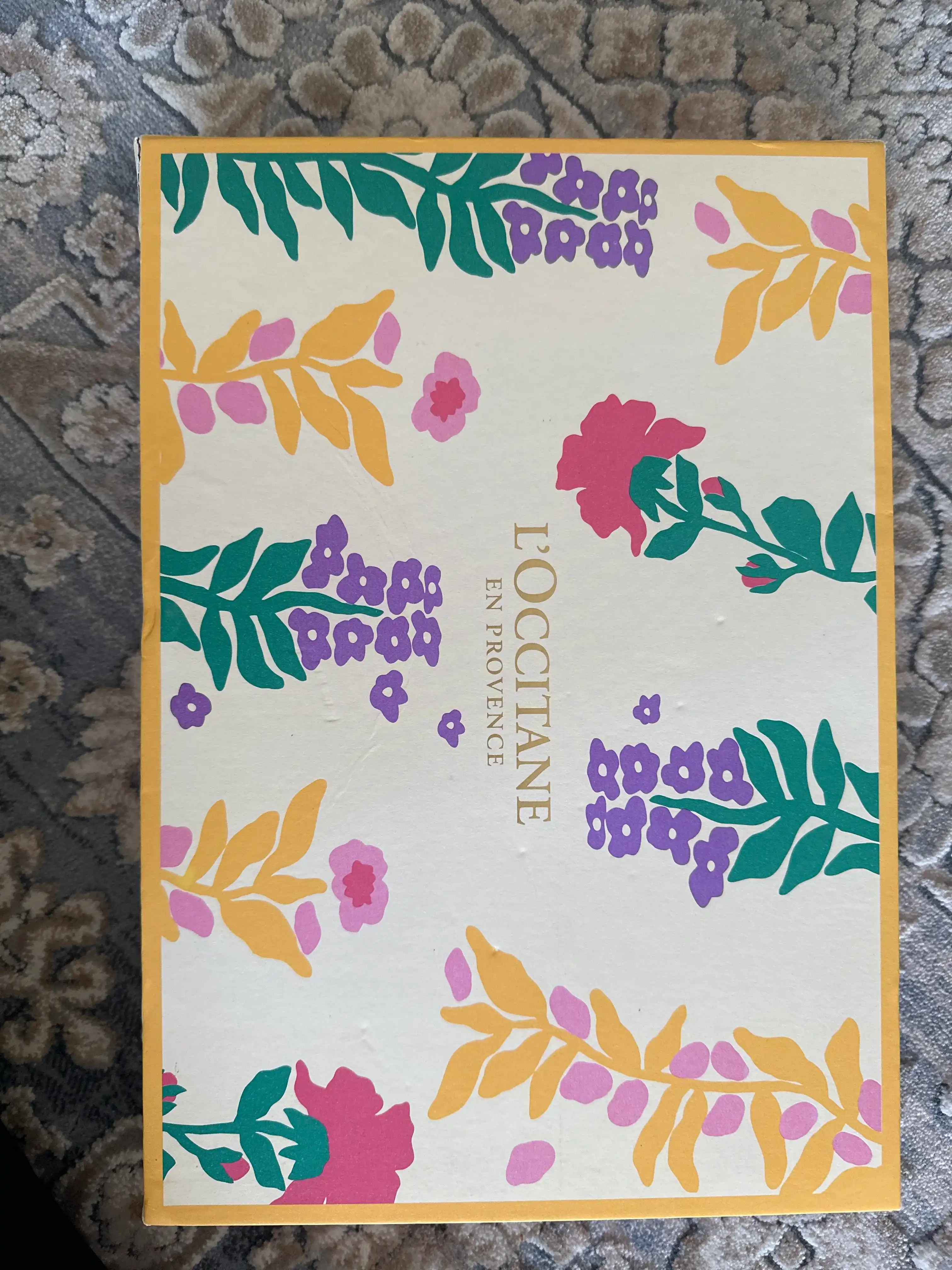 Набор для ухода за кожей Loccitane, лосьон, гель, крем