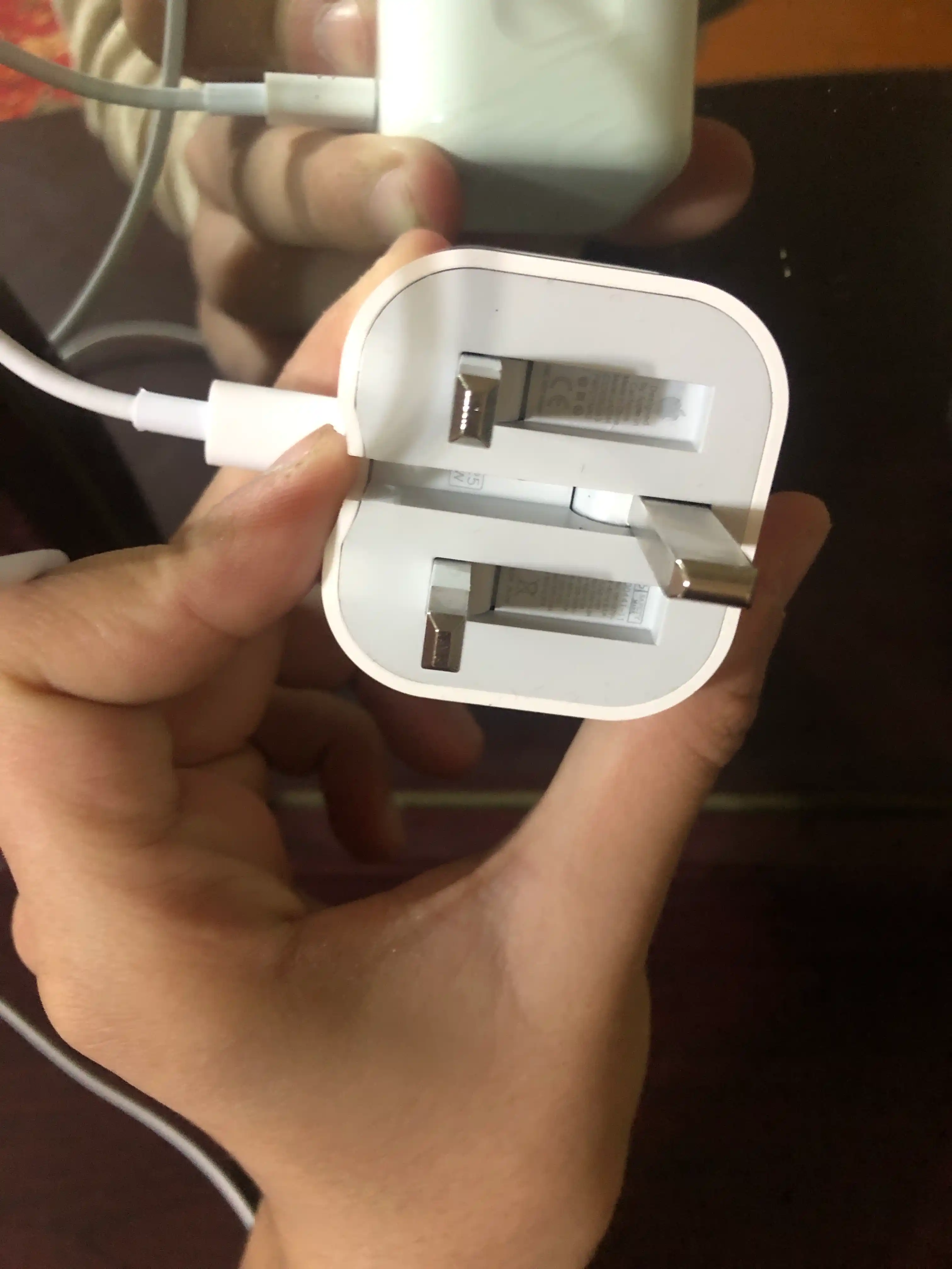 Zaryadchik iPhone uchun, blok Type-C, PD, kabel Type-C/Lightning, 20W. + So'vg'a