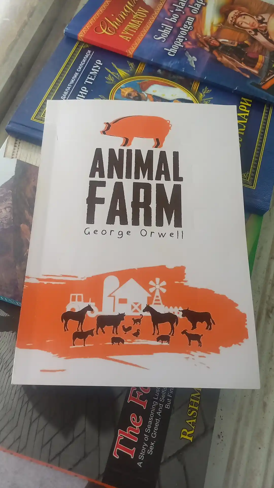 Jorj Oruell — 1984, Molxona, Animal Farm yoki eng sara asarlari