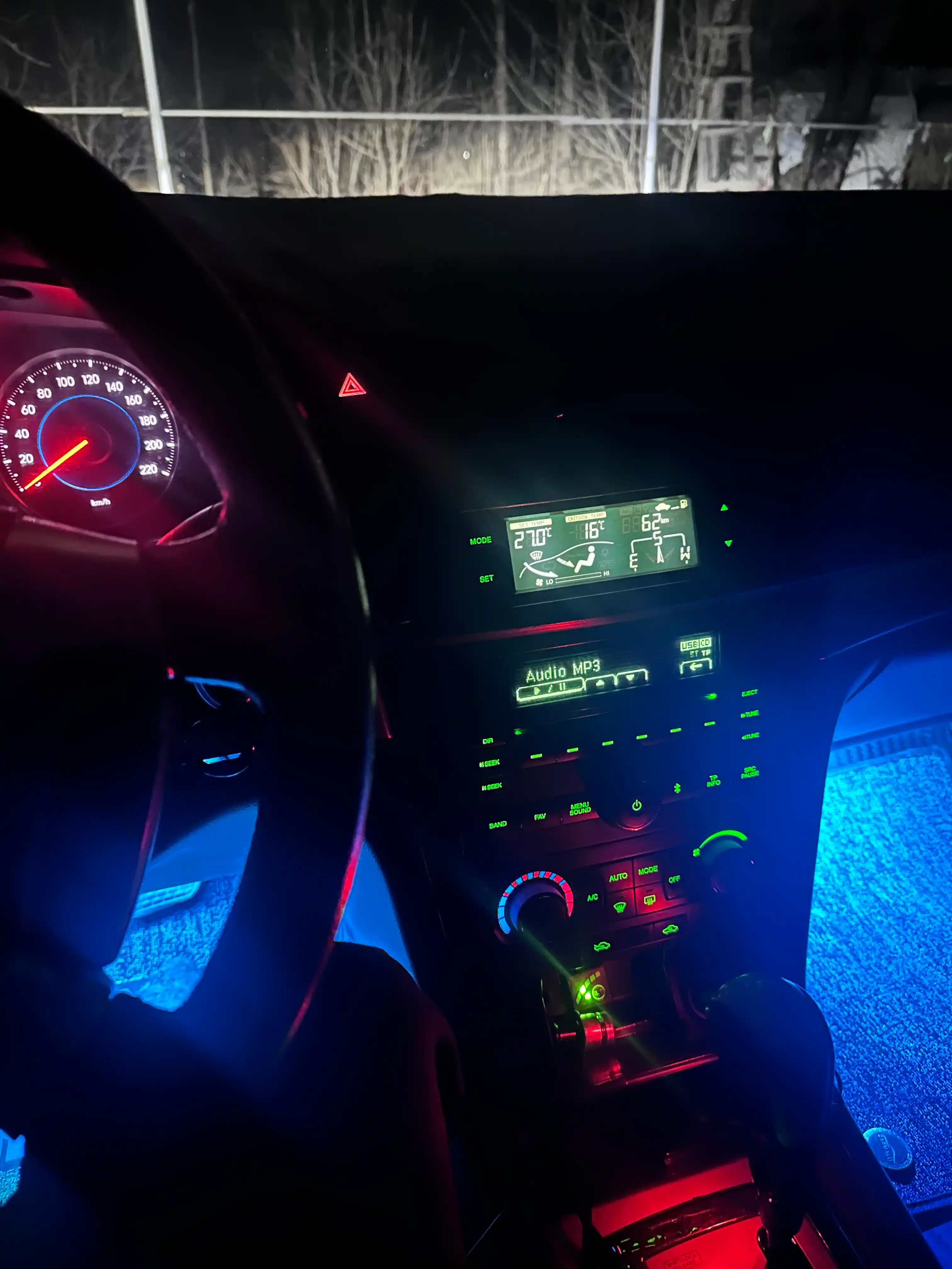 Коврики в салон автомобилей Chevrolet 7D, Damas,Onix, Matiz, Nexia, Epic, Captiva, Tracker