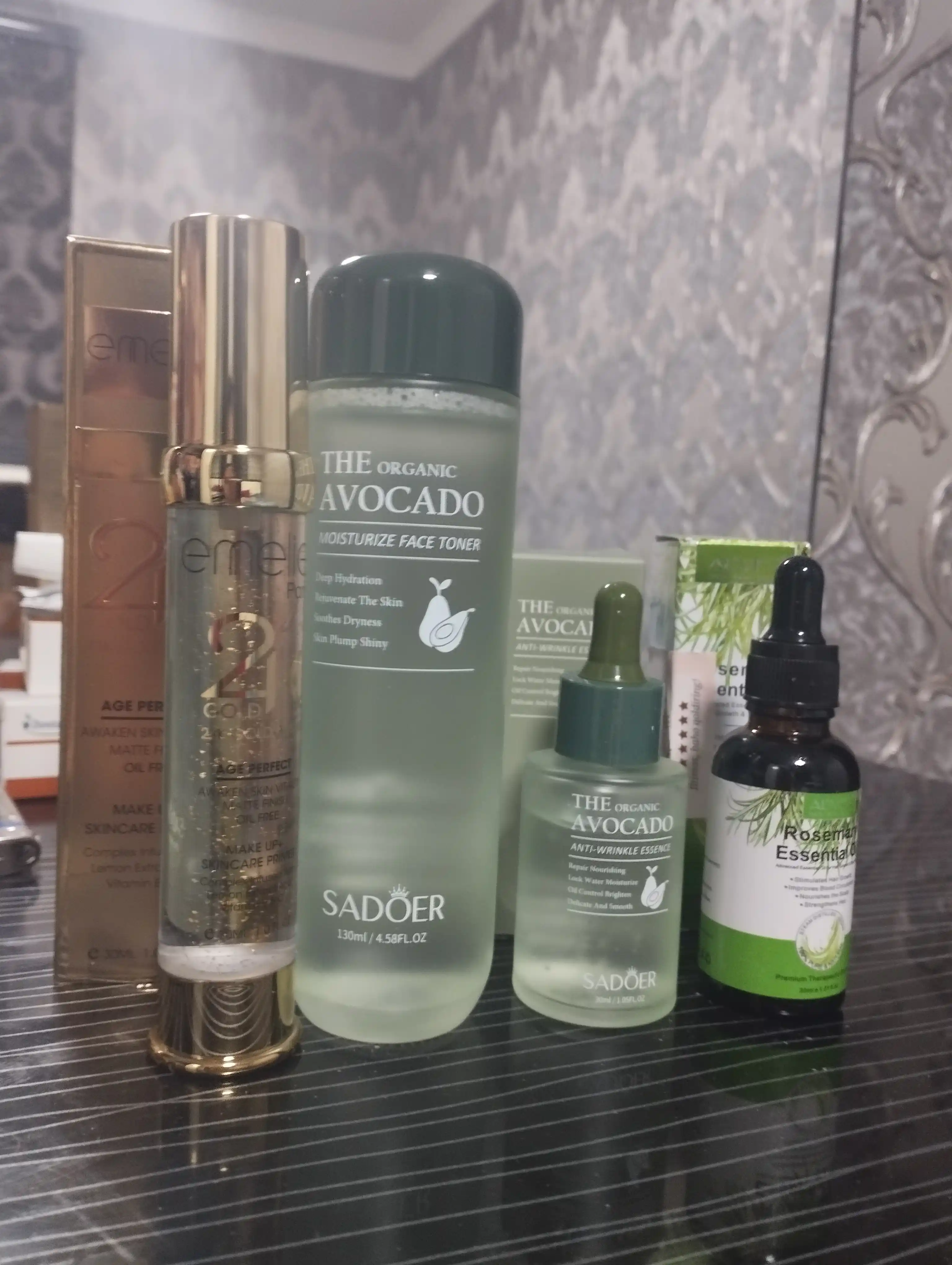 База под макияж Emelie Age Perfect 24K Gold & Collagen Primer, 30 мл