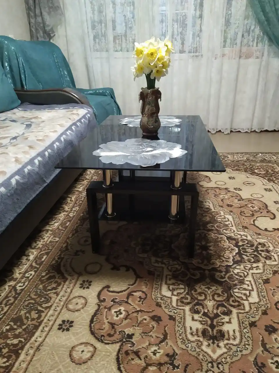 Jurnal stoli, Miss Lucky Seven, qattiqlashtirilgan shisha, 2 qavat, 100×60×45 sm