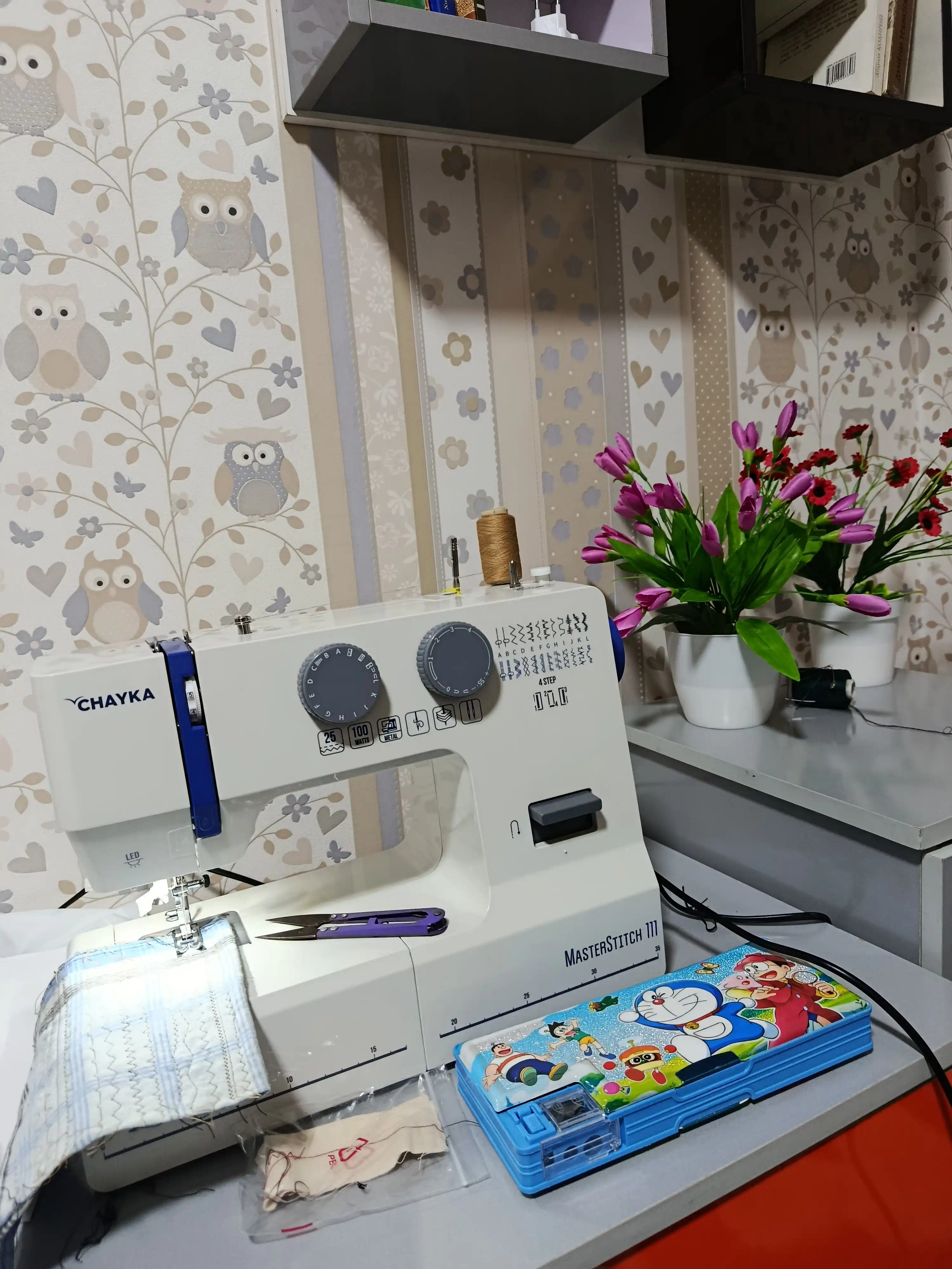Швейная машина CHAYKA MasterStitch 111, электромеханическая, 100 Вт, 25 операций