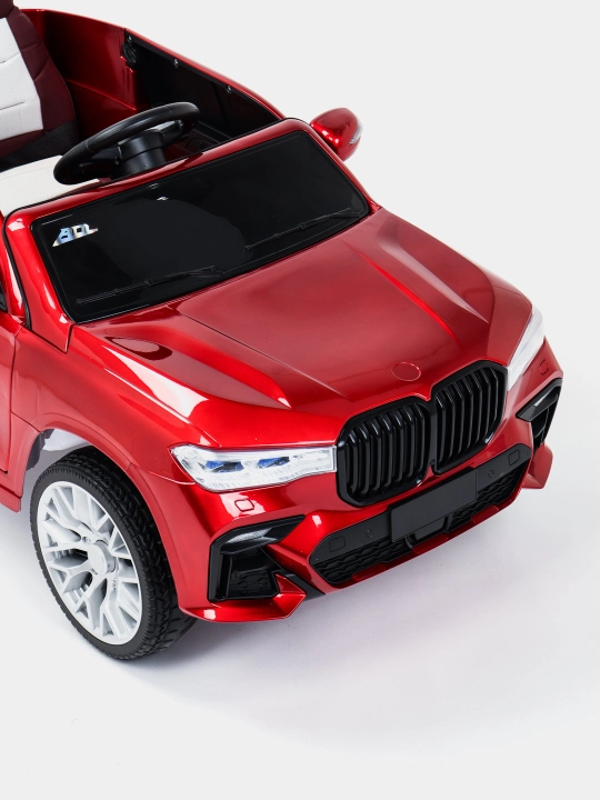 Bolalar elektromobili BMW, masofadan boshqariladigan pulti bilan