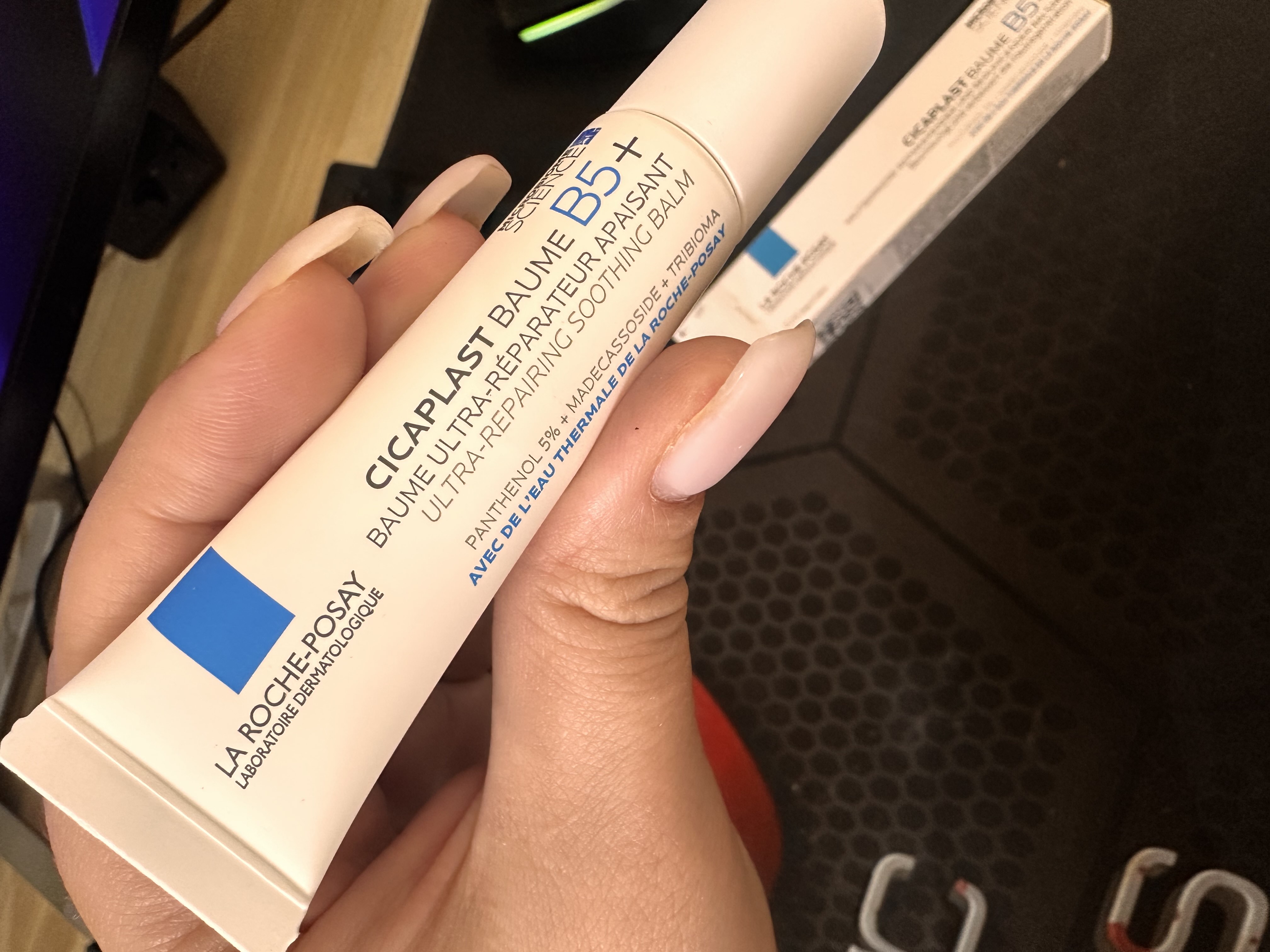 Tinchlantiruvchi ko'p regenerativ balzam LA ROCHE-POSAY CICAPLAST B5+, 15 ml