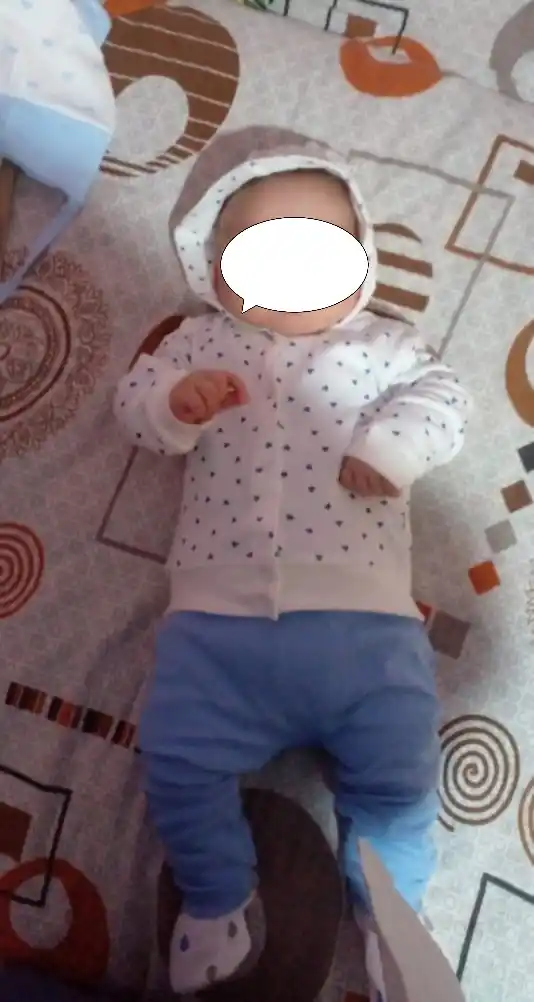 3 ta buyumli to'plam: kapushonli xalat, body va ishtoncha