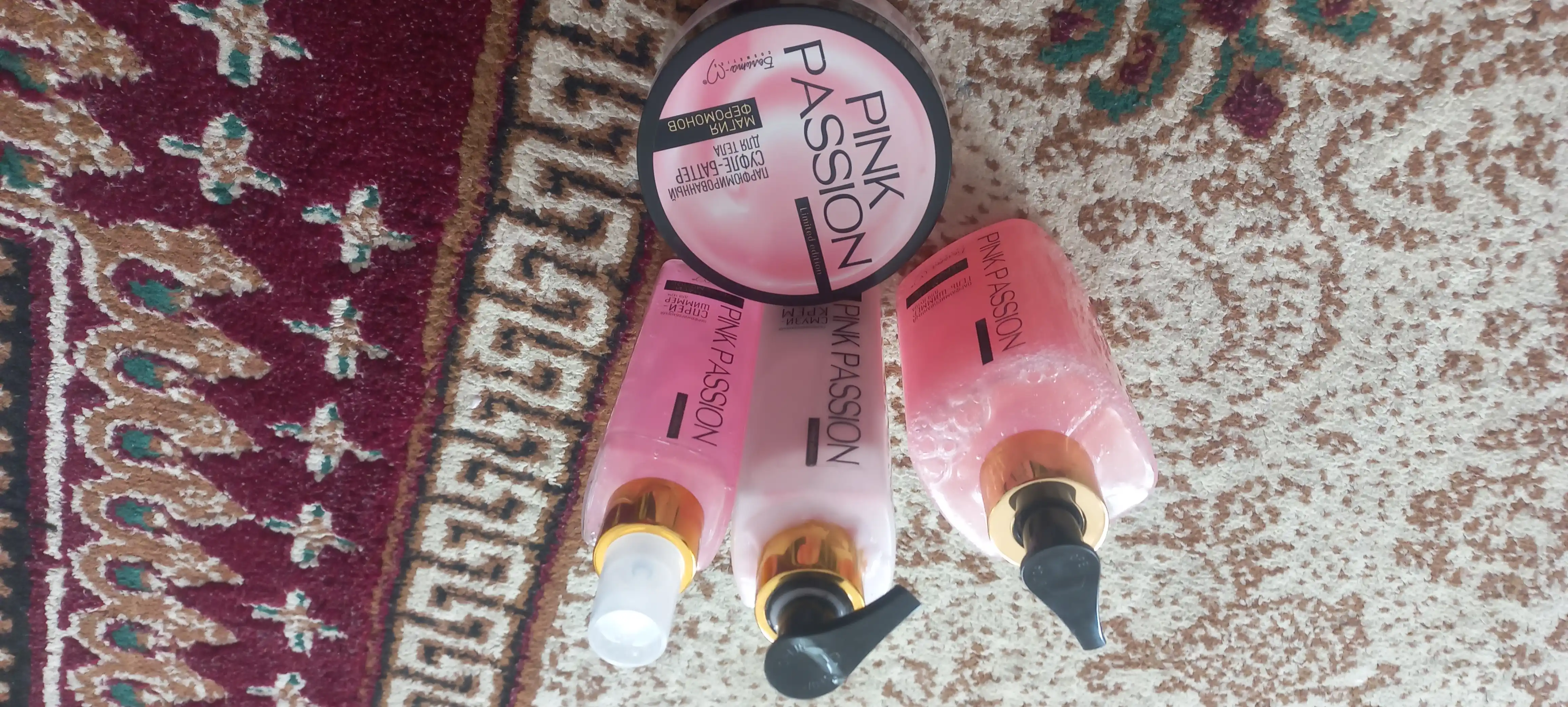 Парфюмированный смузи - крем для тела Pink Passion, 190 г