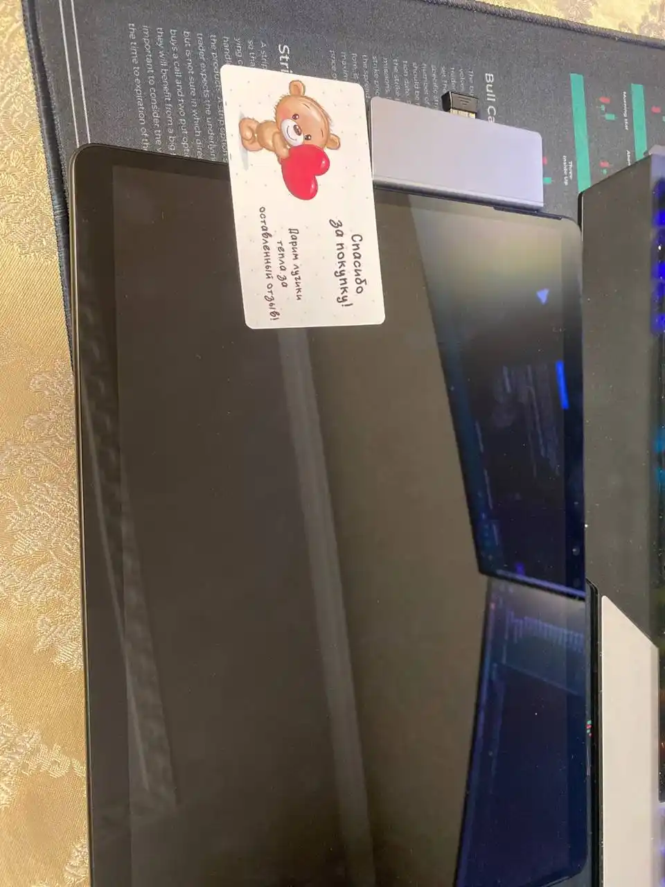 Surface Pro 8/9/10 uchun kop funksiyali hub: HDMI, 2 USB-A, Type-C, SD/TF karta oqish