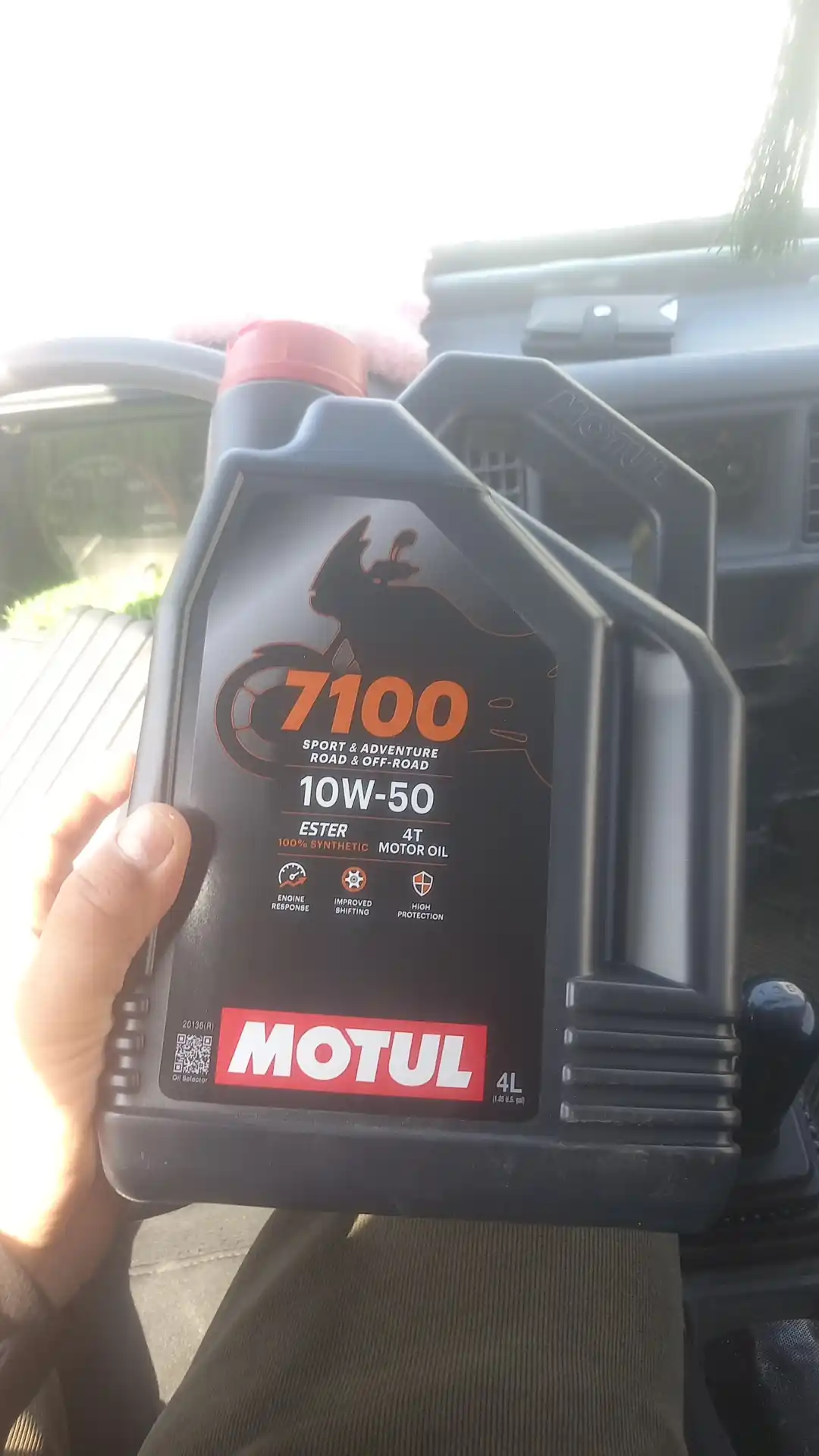 Motor moyi Motul 7100 4T 10w50, 4 litr