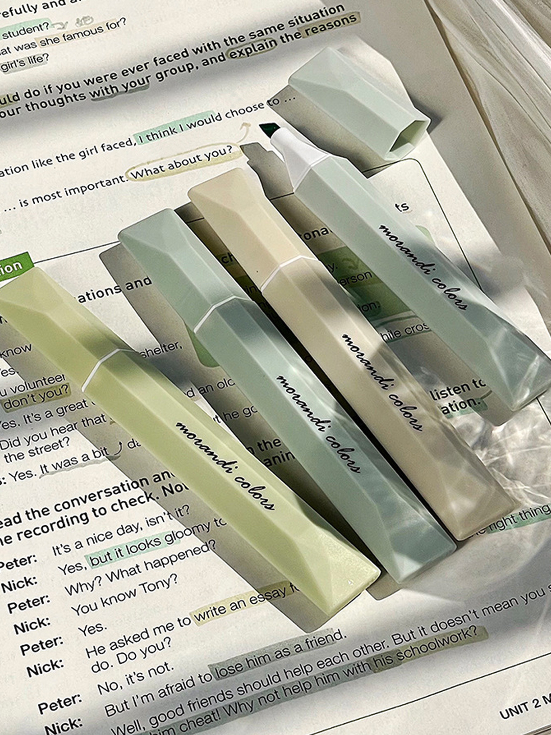 Rus fohishasini saunada sikish Qattiq anal jinsiy aloqa bilan lezbiyen tasmali porno tomosha qiling