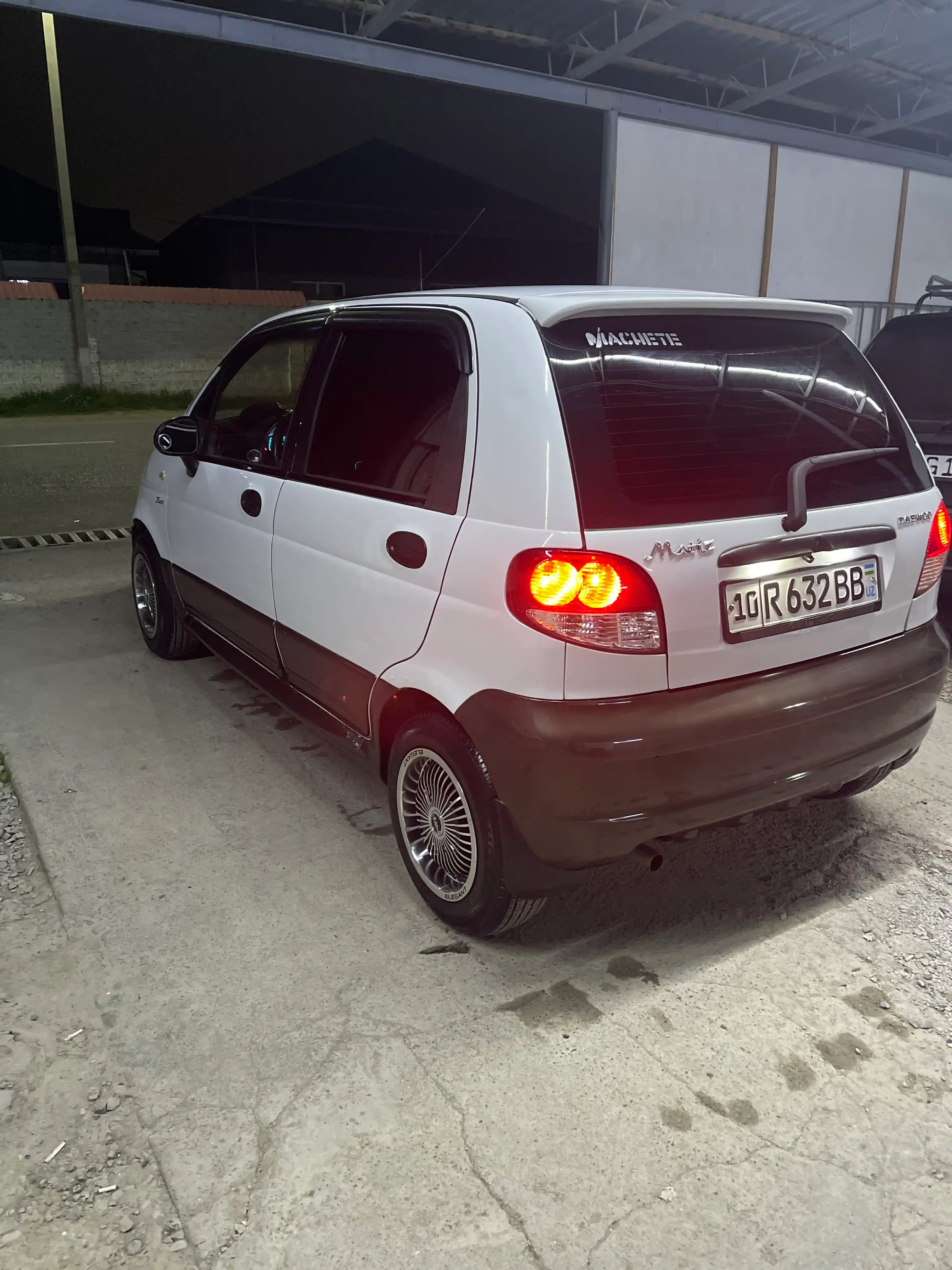 Matiz uchun orqa to‘xtash chiroqlari, o‘ng va chap tomon, juft, qizil