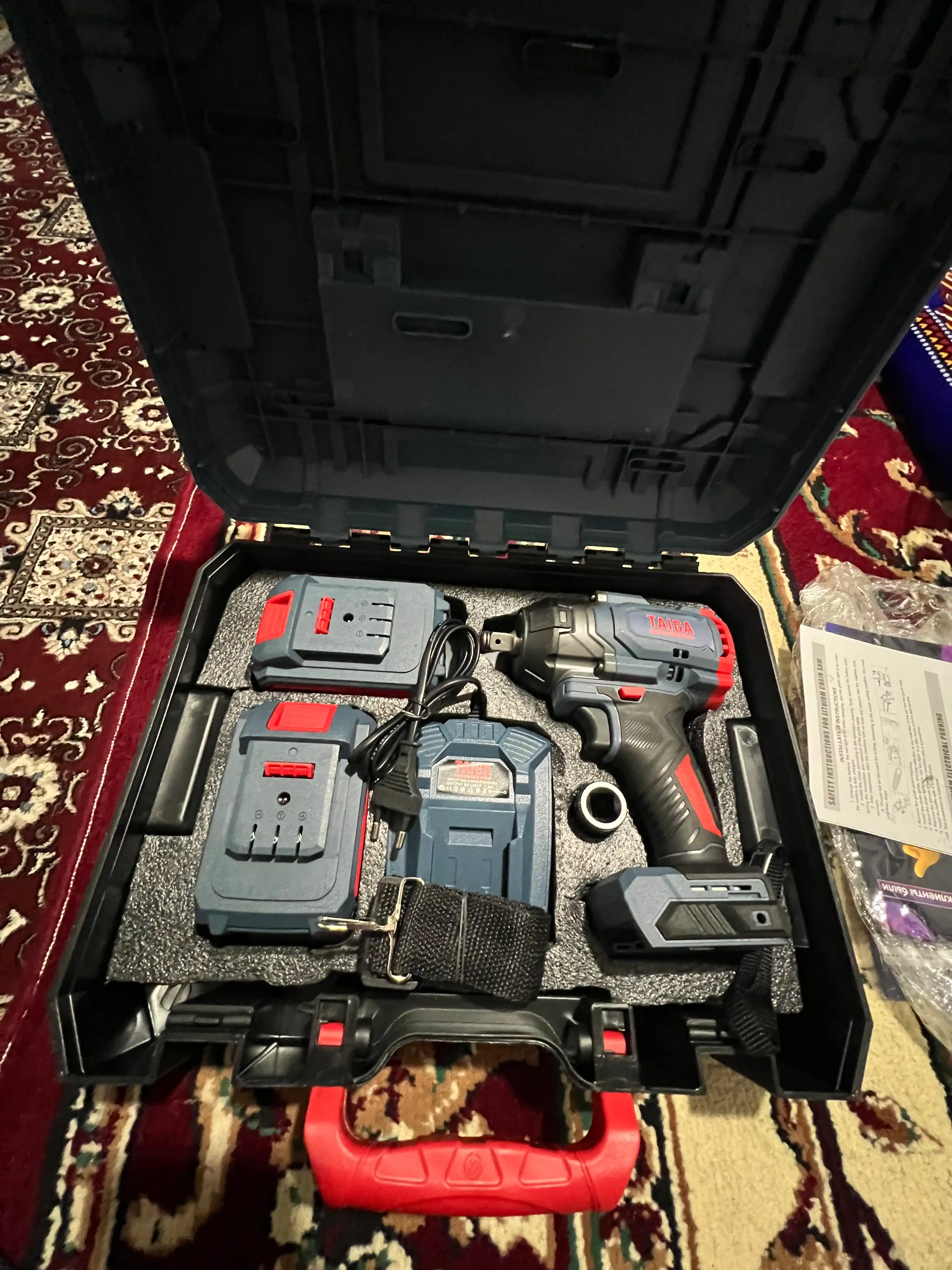 Simsiz zarbali Gayka buragich TAIGA TA-26006, cho'tkasiz