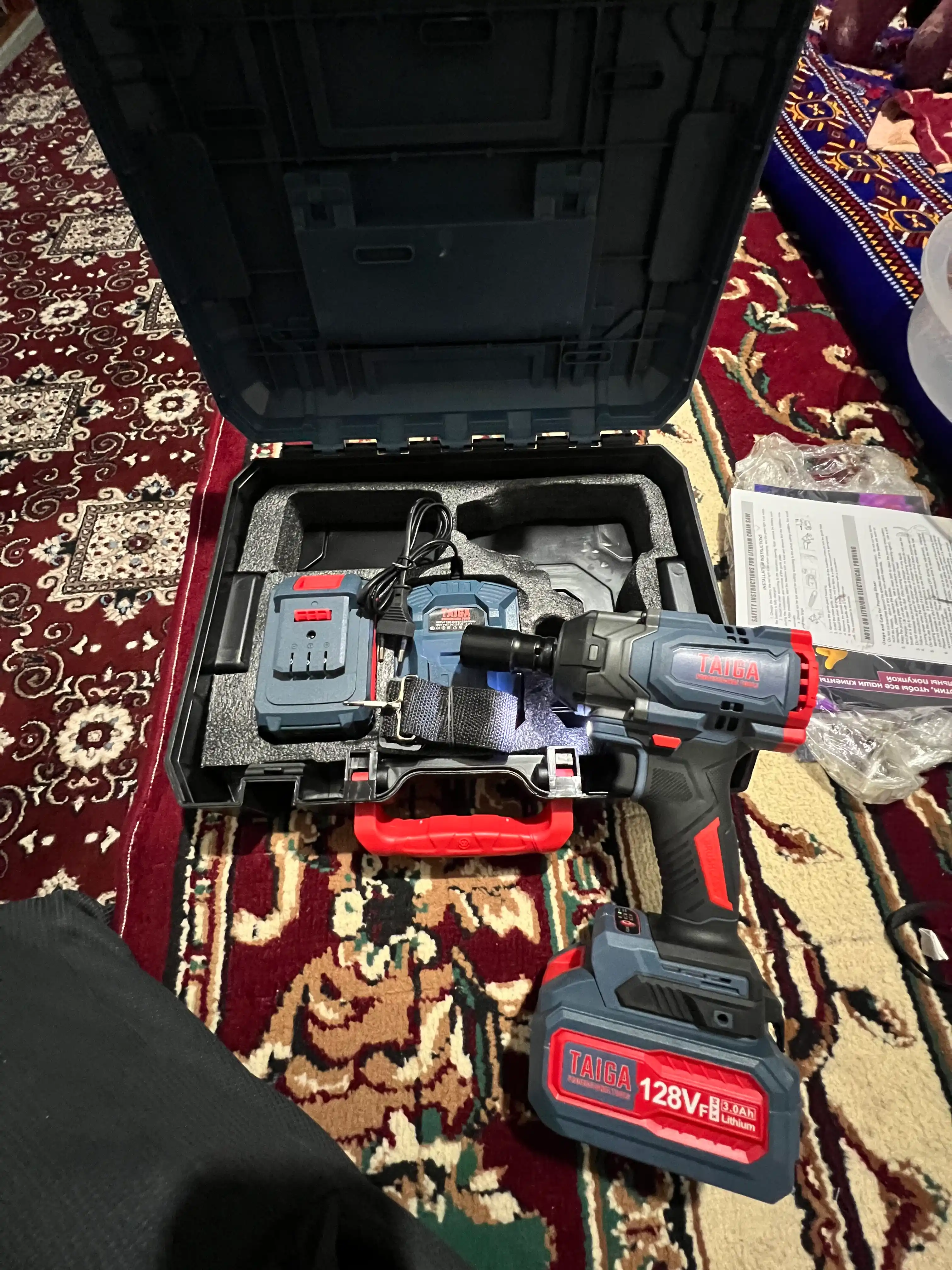Simsiz zarbali Gayka buragich TAIGA TA-26006, cho'tkasiz