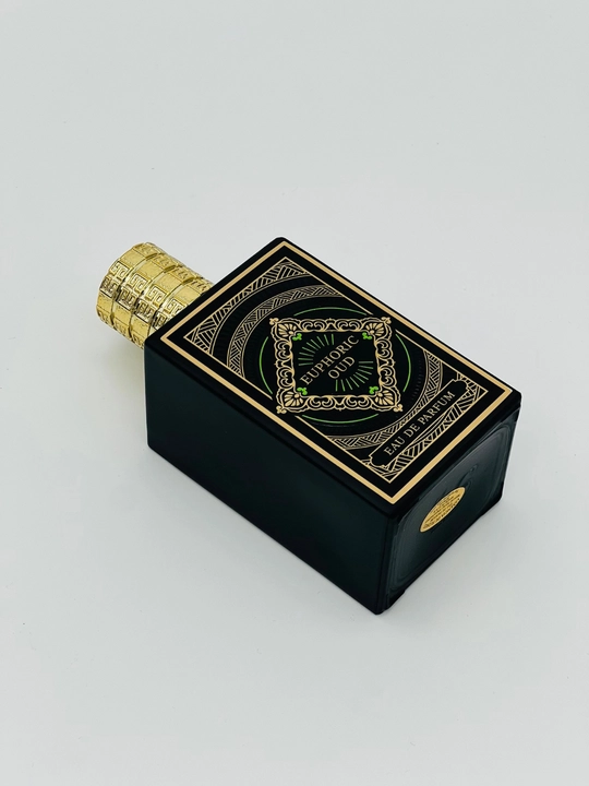 Erkaklar va ayollar uchun parfyumeriya suvi Essencia De Flores Euphoric Oud, 80 ml