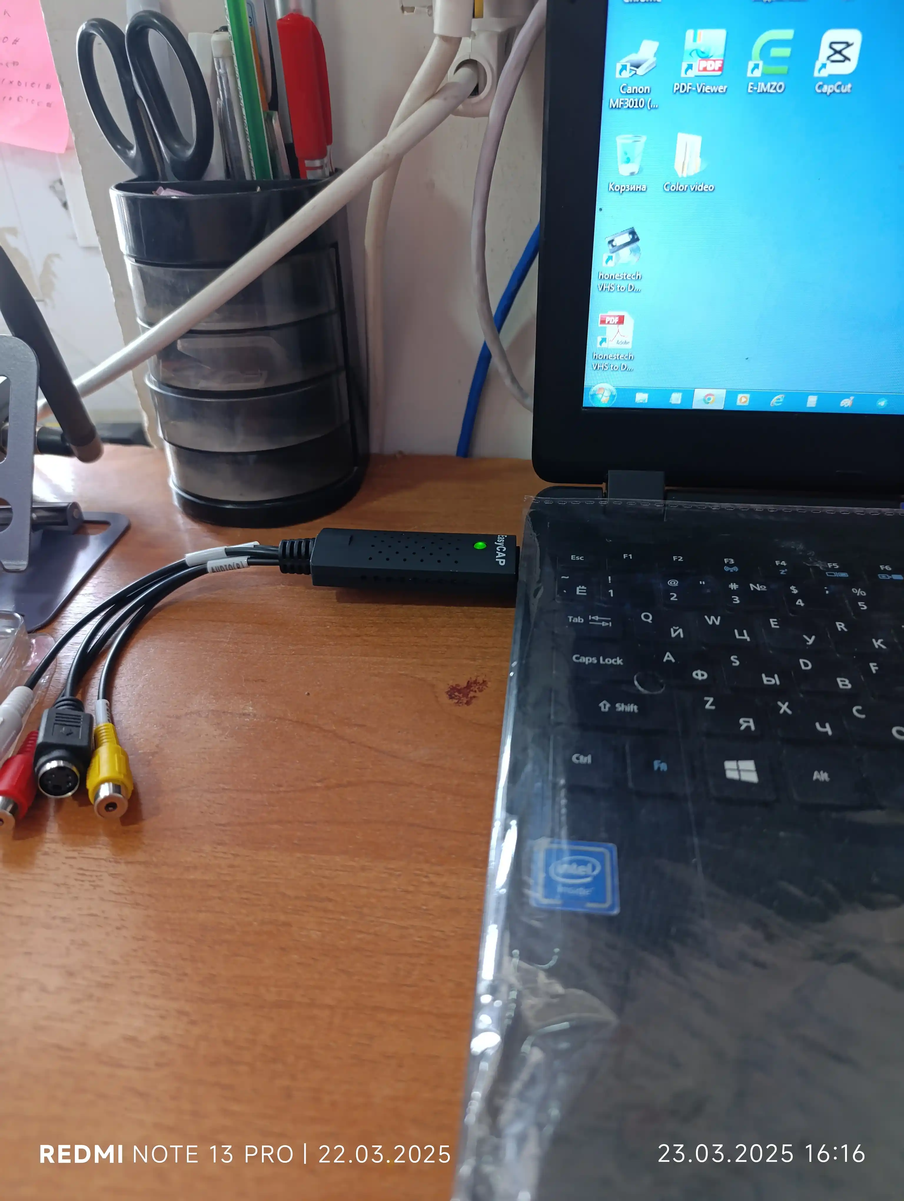 USB video va audio yozib olish va tahrirlash uchun qurilma EasyCAP USB 2.0 USB / AV