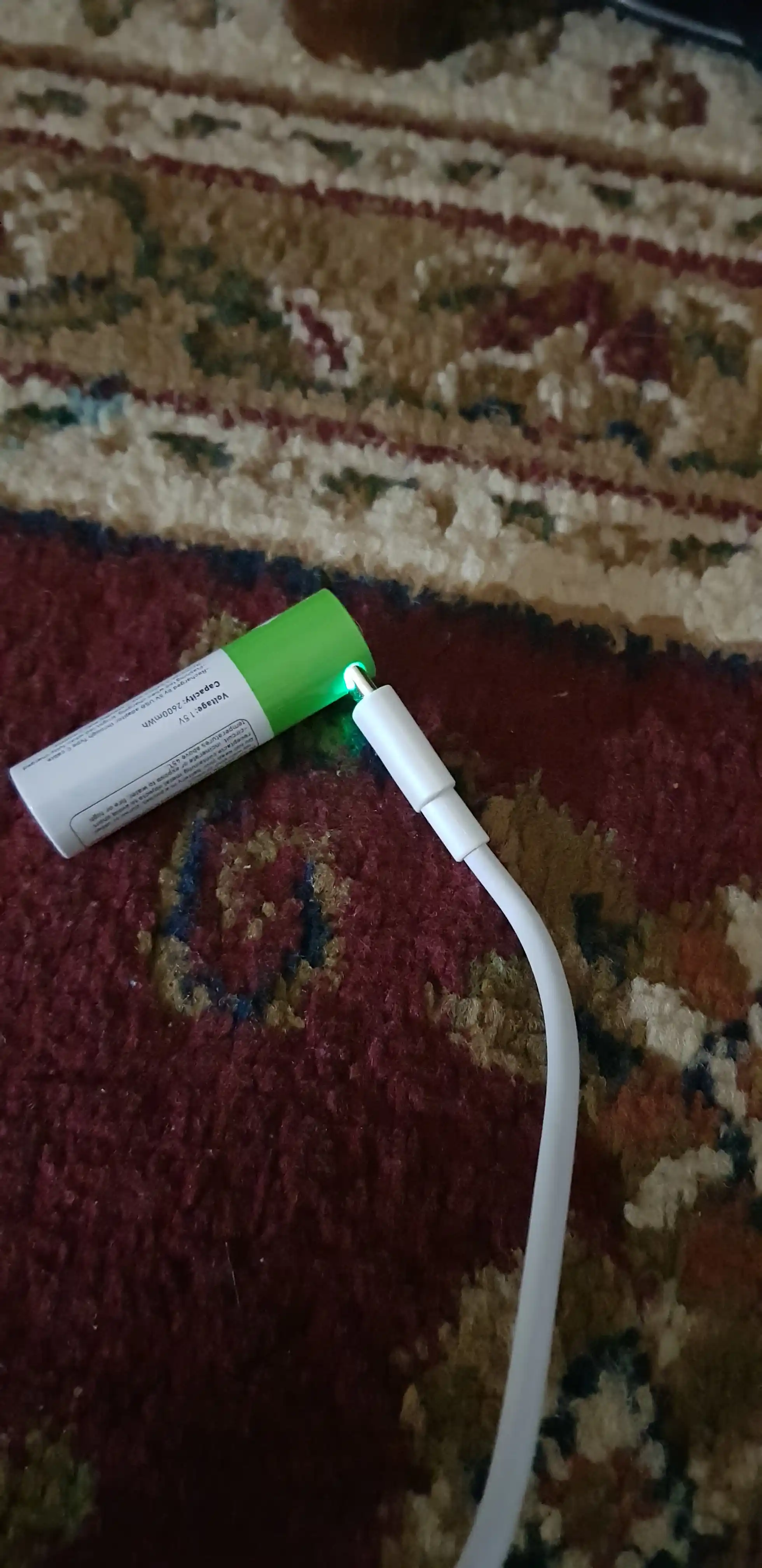 Qayta zaryadlanuvchi batareyalar AA/AAA, USB zaryadlovchi Type-C