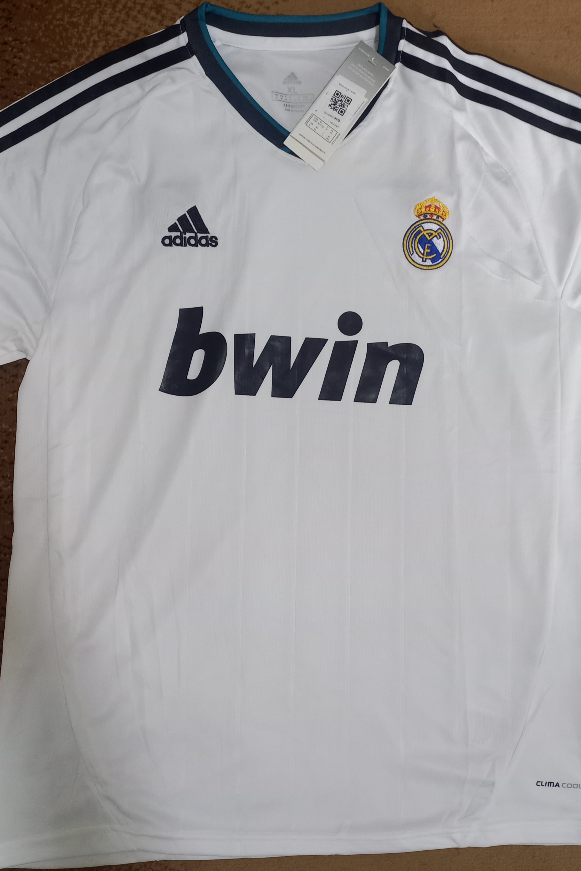 Футбольная ретро форма Real Madrid -Белая легенда