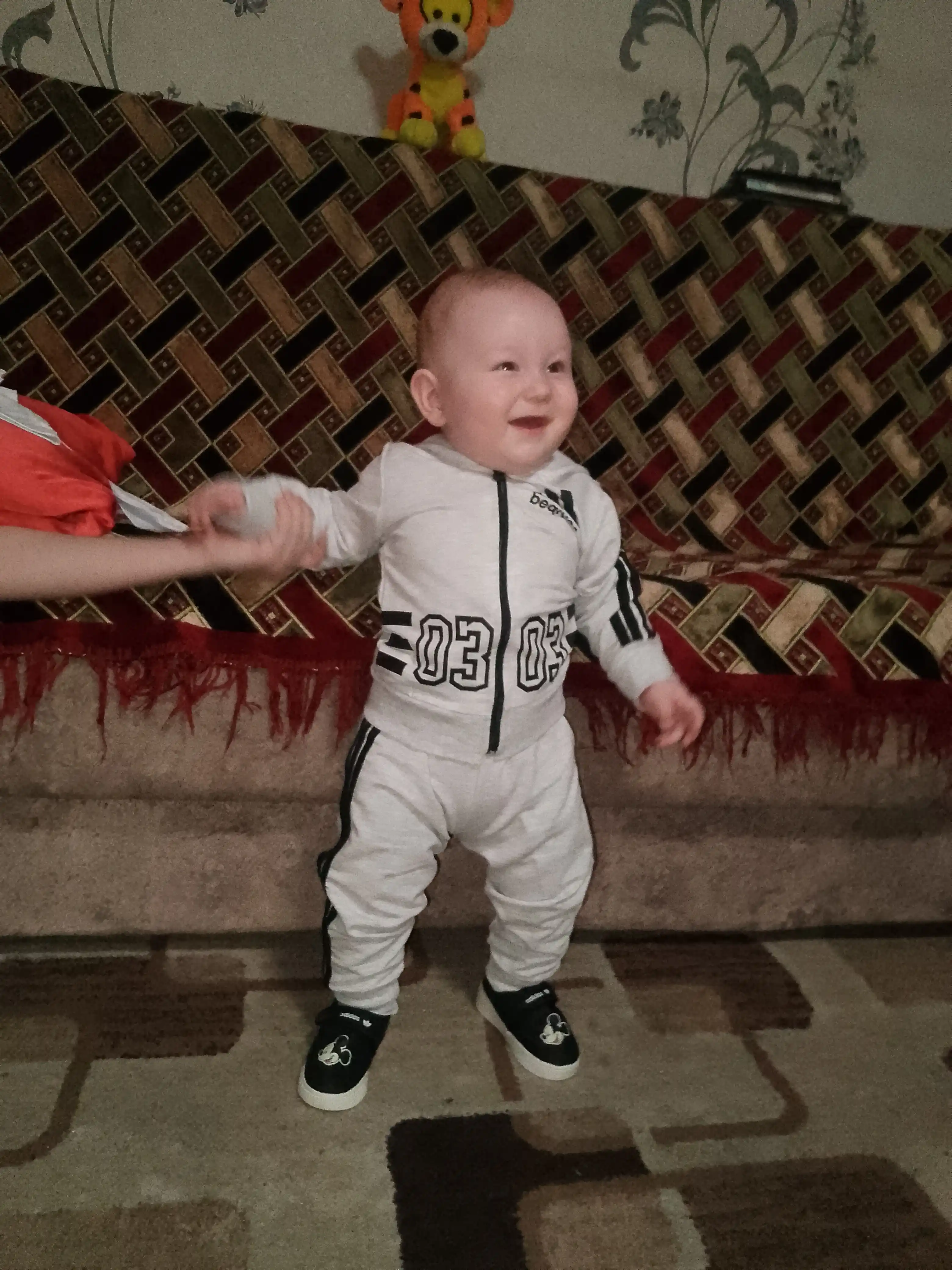 O'g'il bolalar uchun sport kostyumi, uch qismli, 1-3 yoshli bolalar uchun