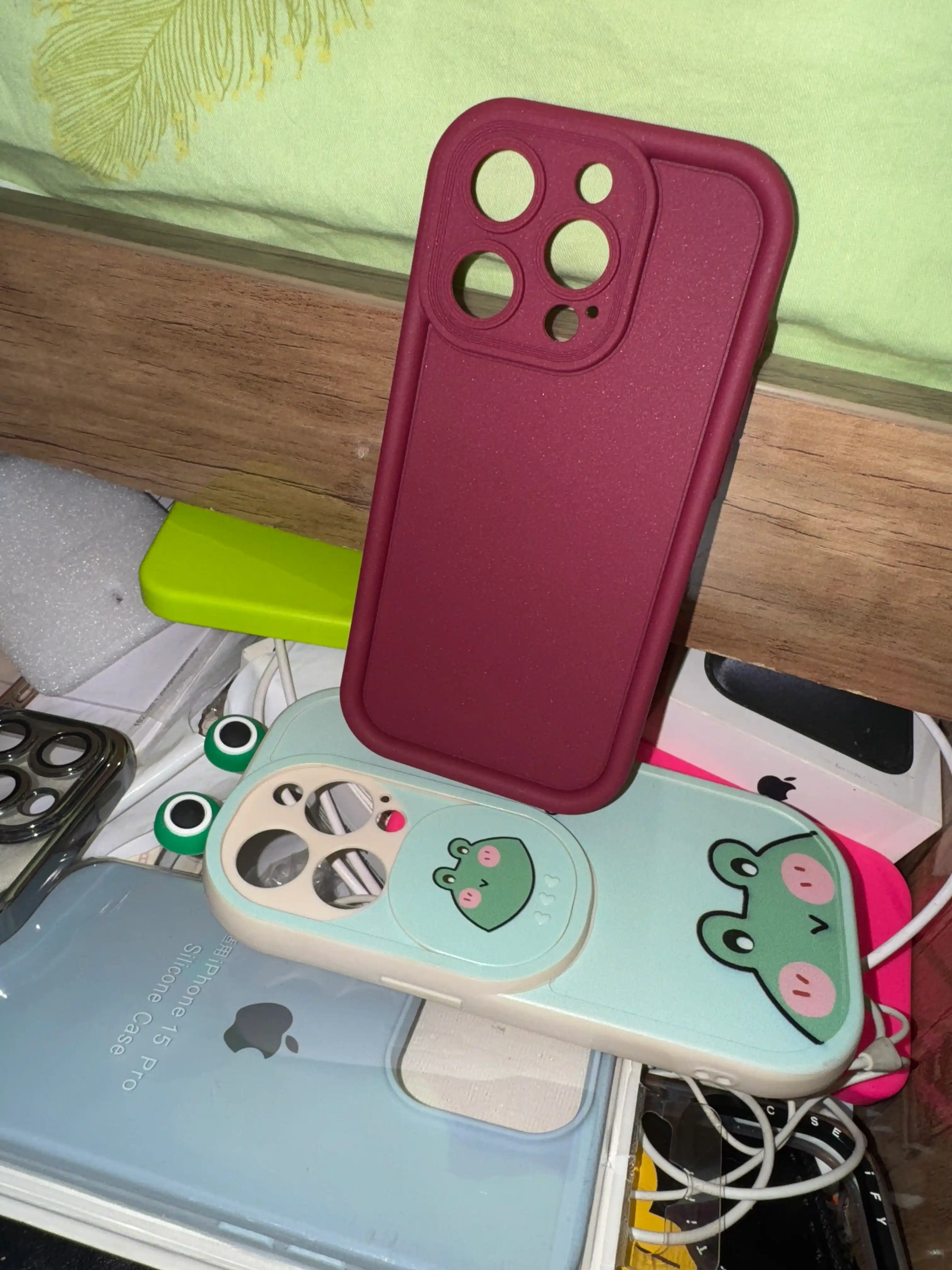 Чехол для iPhone, в трех цветах, черный, бордовый и белый