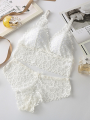 Bir yigit va ikkita etuk ayol ishtirokidagi rus pornosi