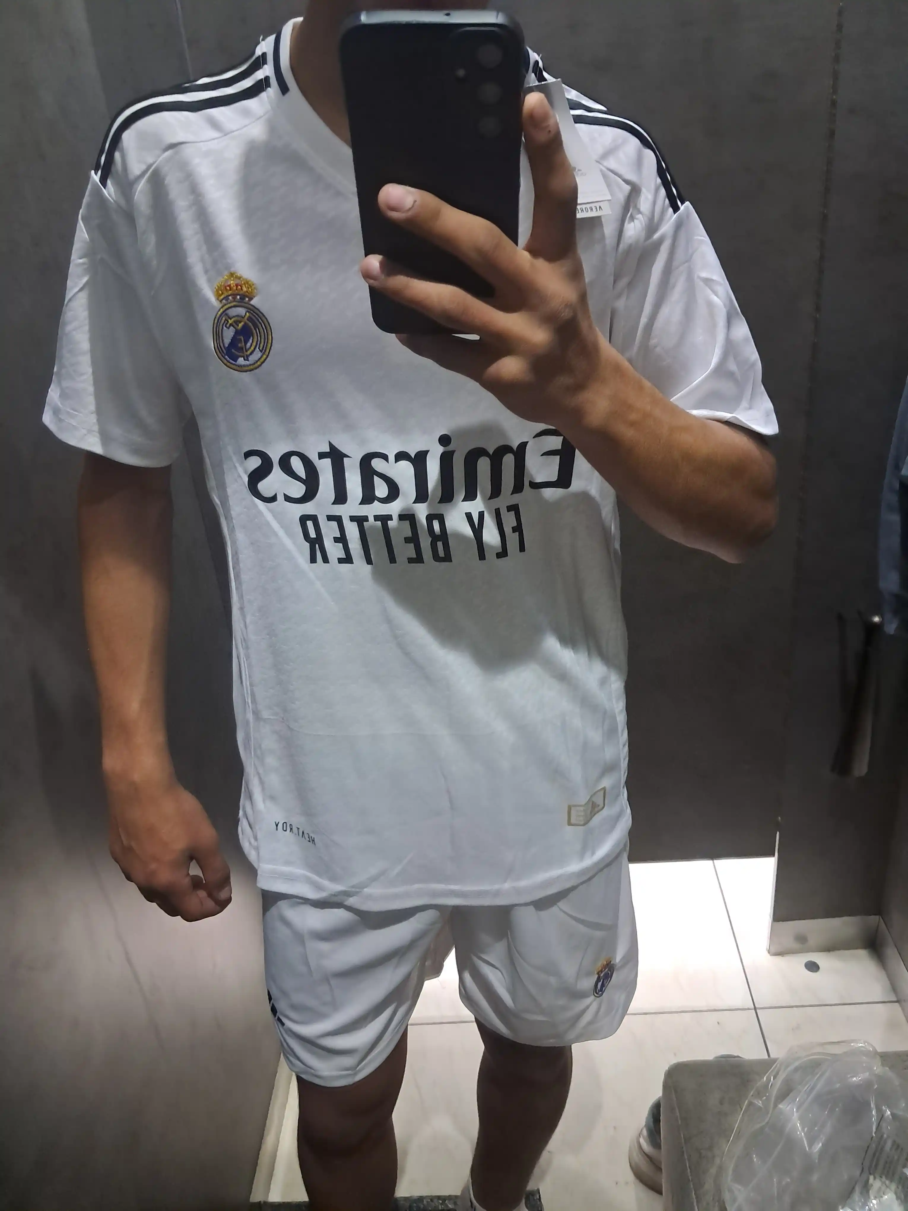 Real Madrid futbol formasi, 2025–2026 yilgi, safar va uy o‘yinlari uchun