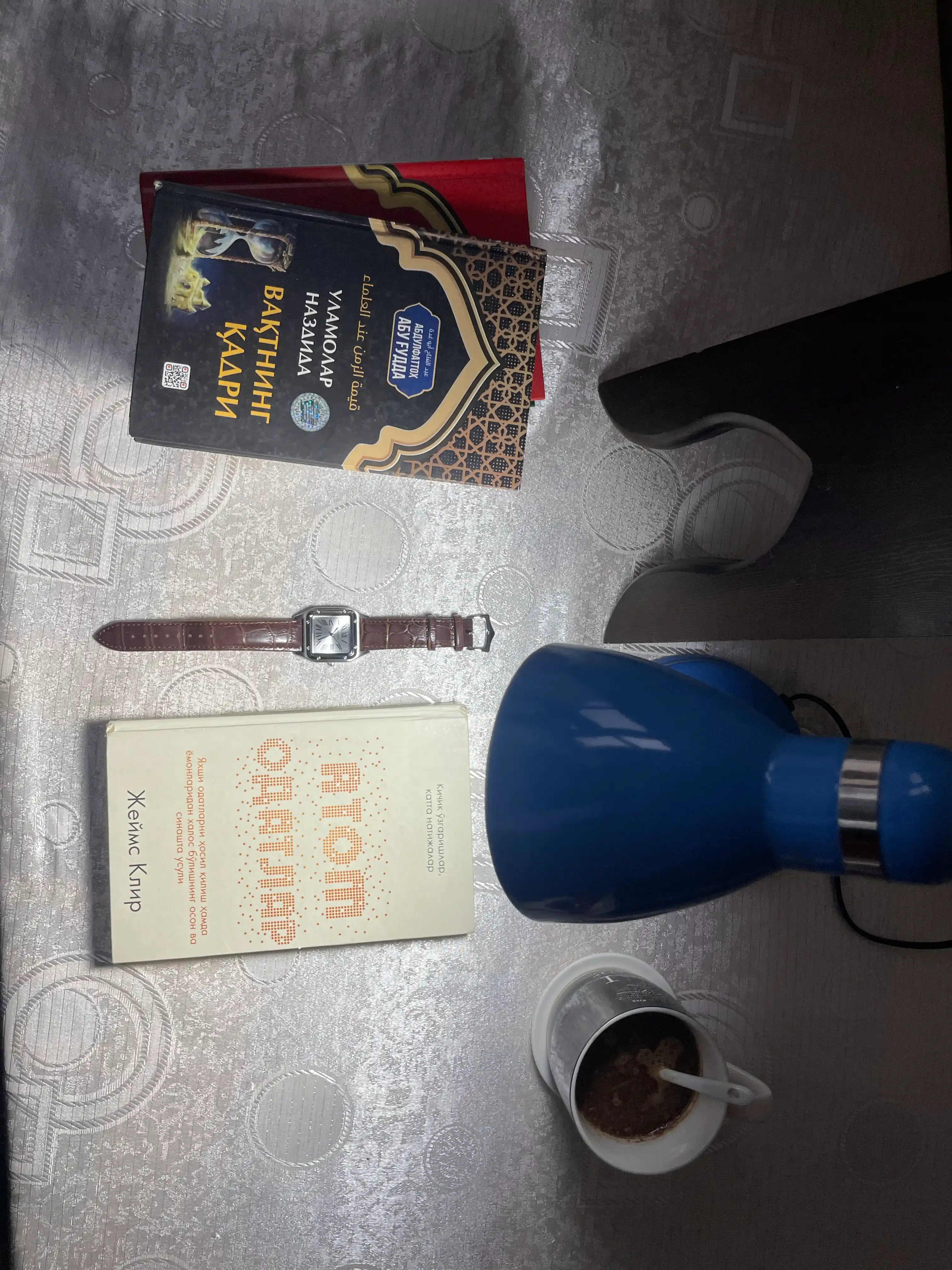 Erkaklar va ayollar qo'l soati, 5 xil uslubda