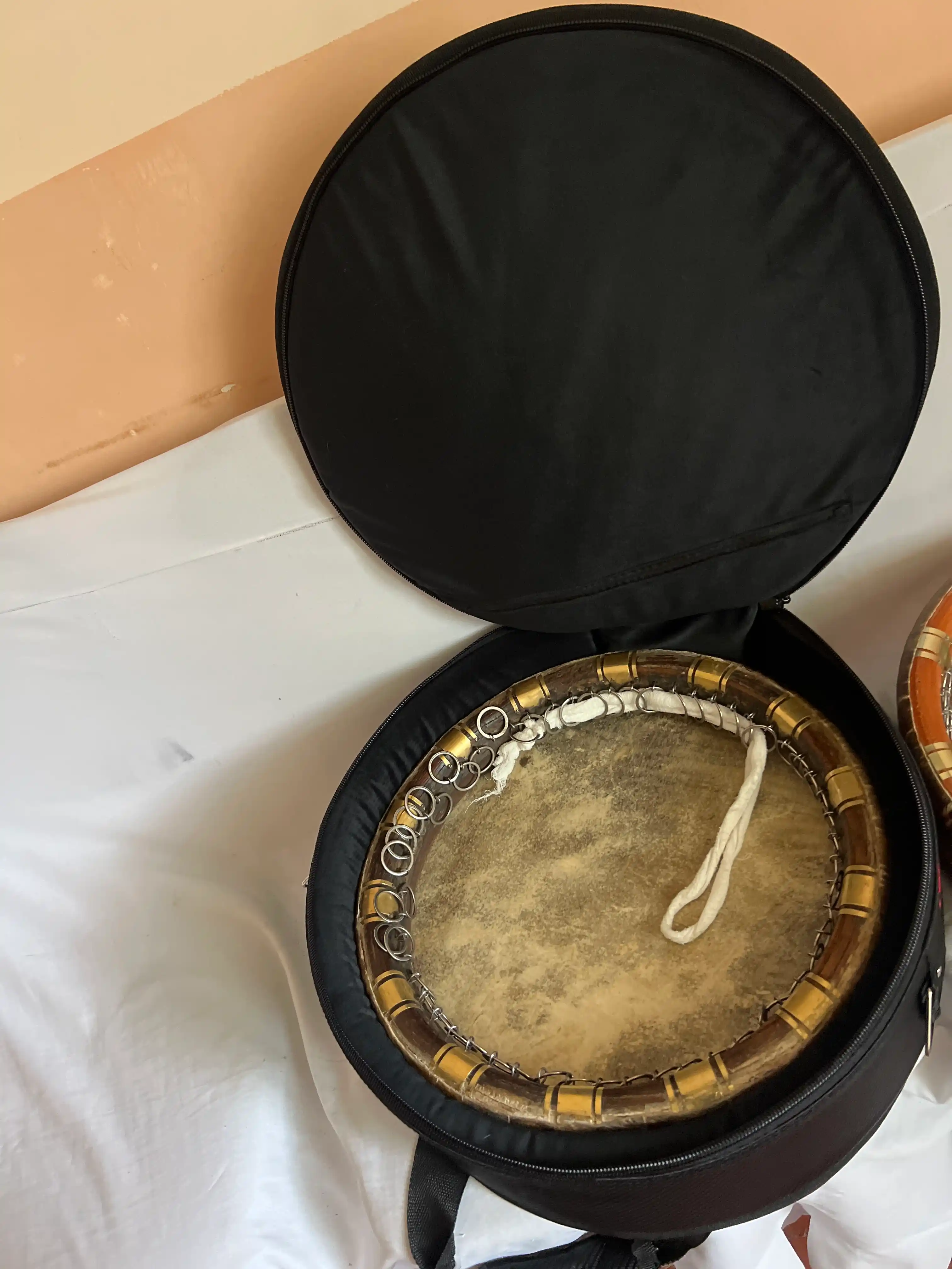 Doira uchun g'ilof, butun mavsumiy va namlikka chidamli