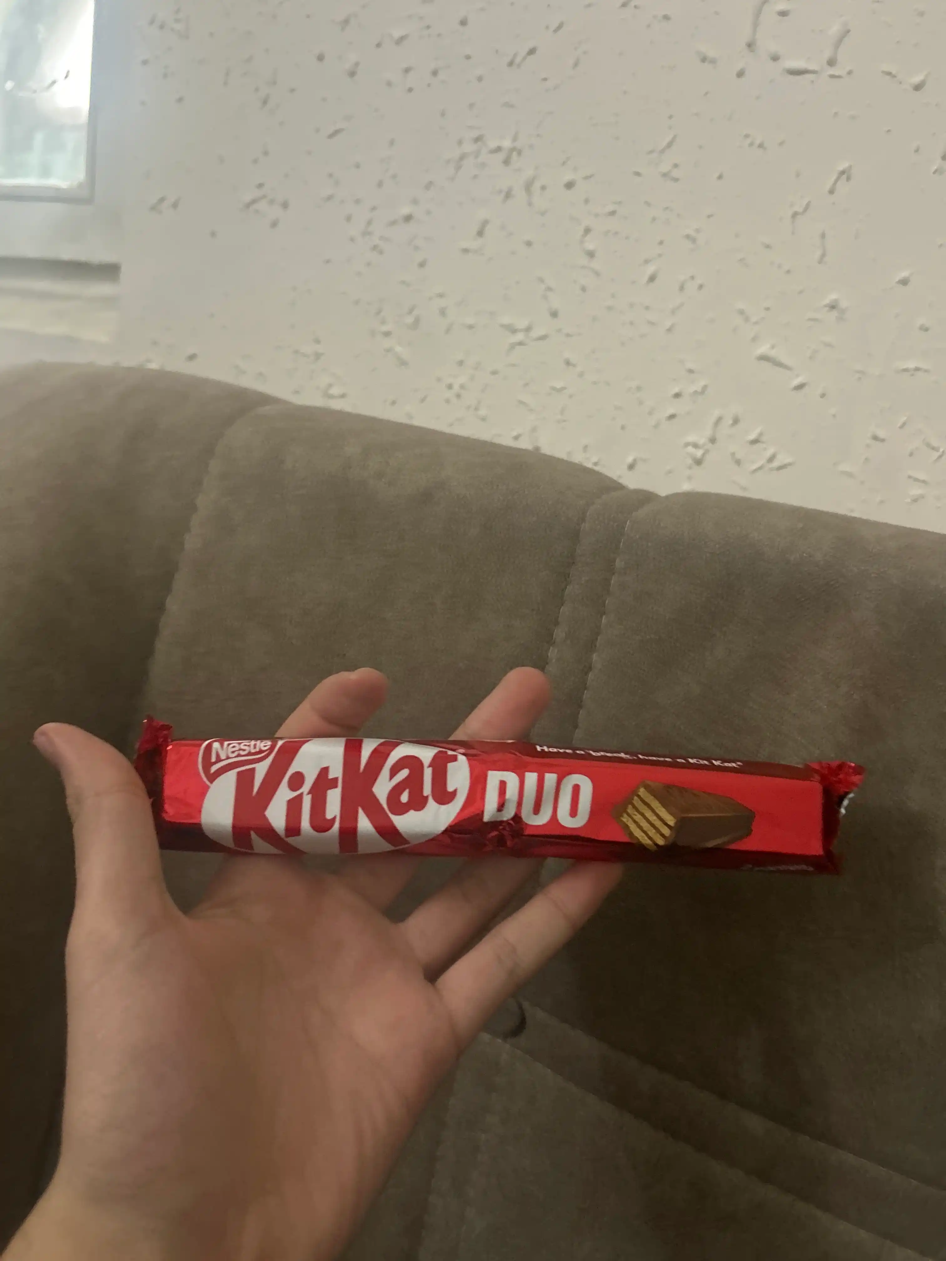 Shokoladli batoncha KitKat Duo, qarsildoq vafli bilan, 64 g