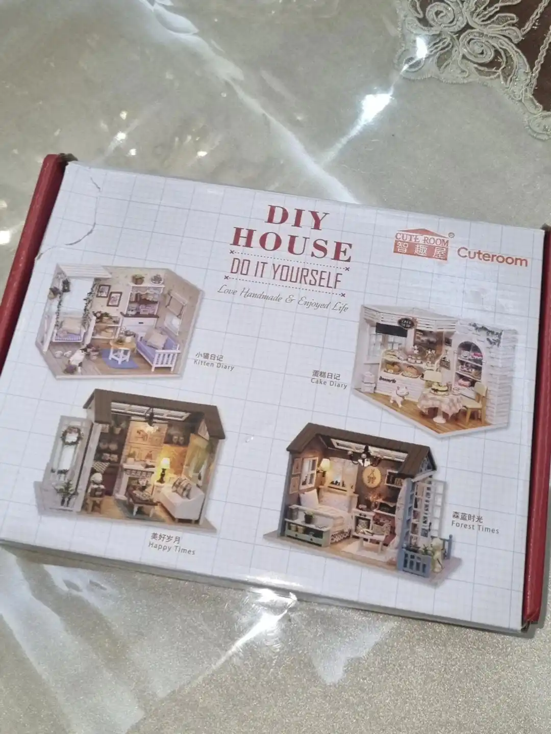 Rumboks DIY "Mushukcha yotoqxonasi" yoritgich bilan, konstruktor, rus tilidagi ko'rsatma