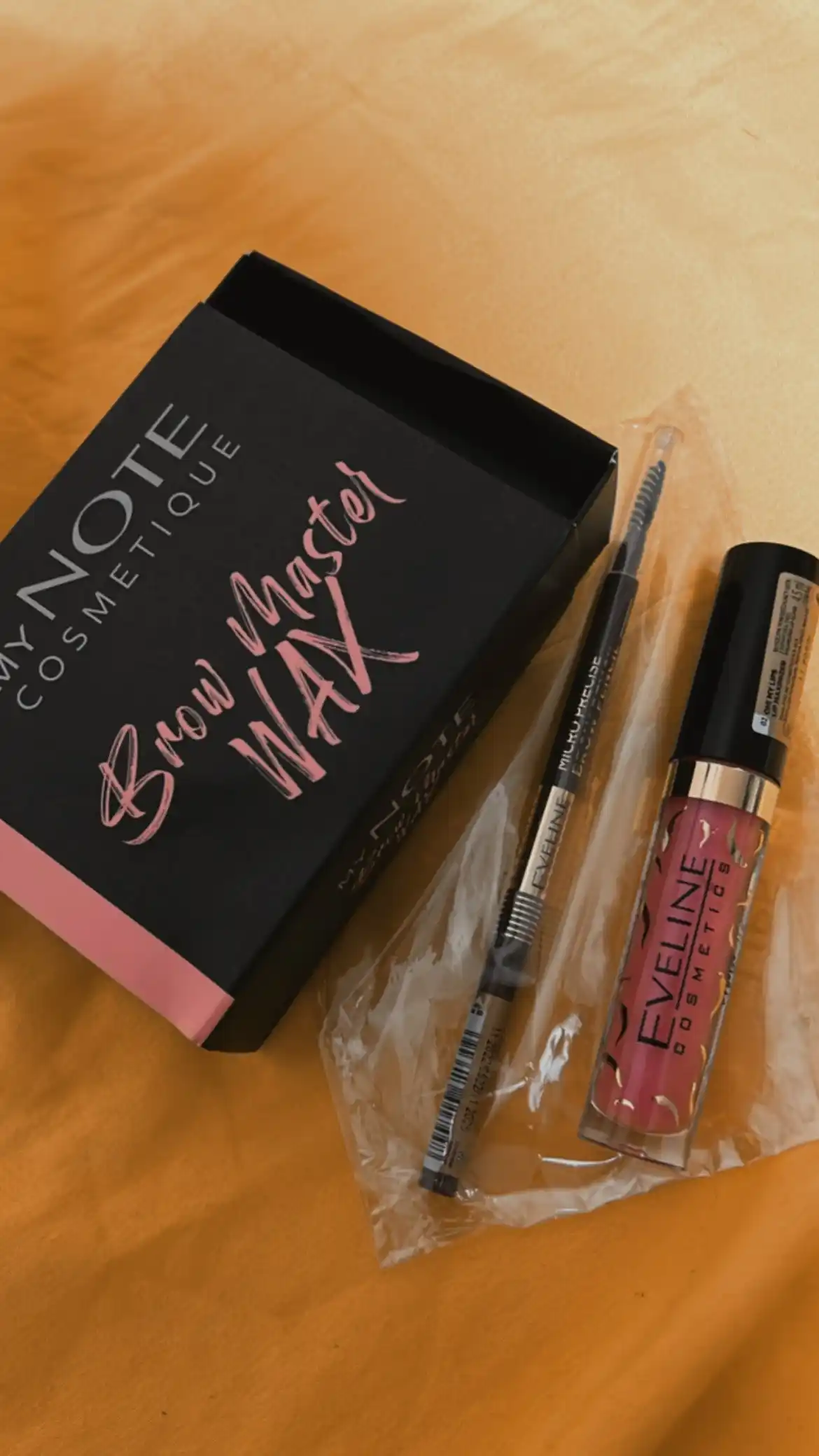 Блеск для губ Eveline Oh! My Lips Maxmizer, 4.5 мл