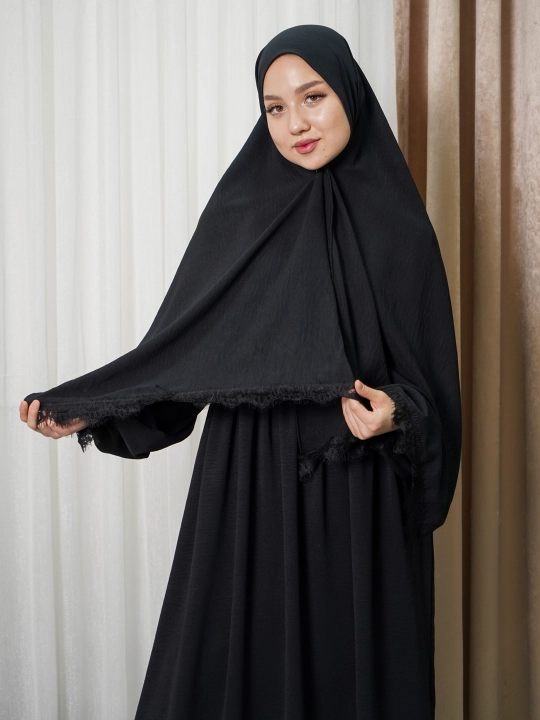 Abaya ko‘ylagi, himar, joynamoz, tasbeh, karobka va lentali sovg‘a to‘plami
