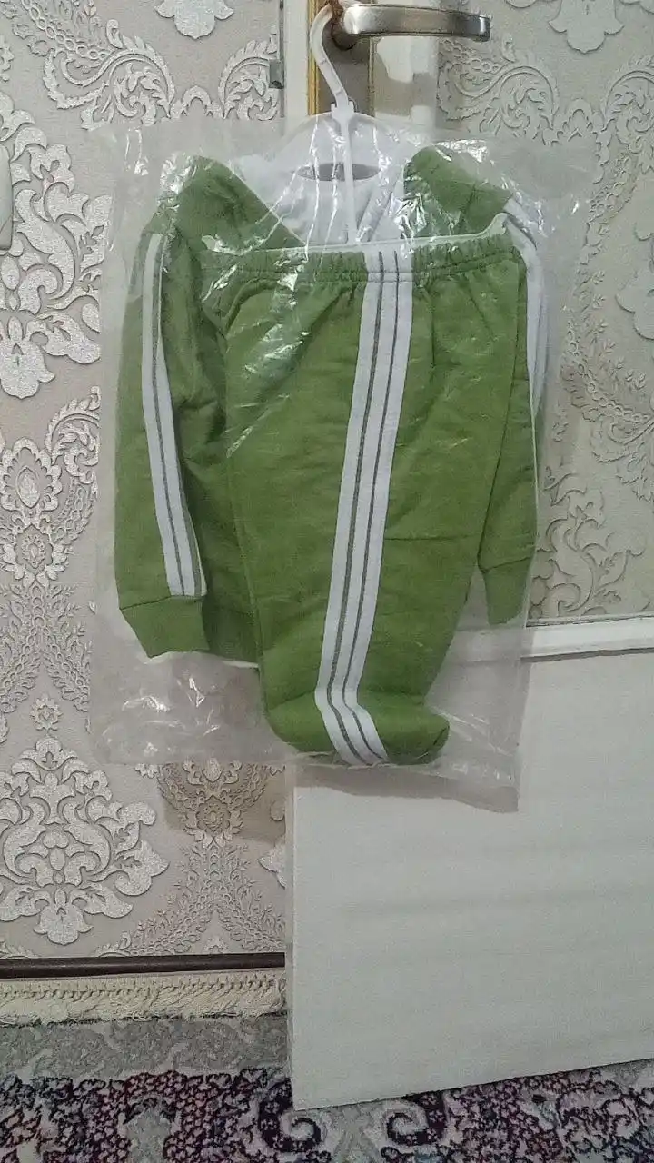 O'g'il bolalar uchun sport kostyumi, uch qismli, 1-3 yoshli bolalar uchun
