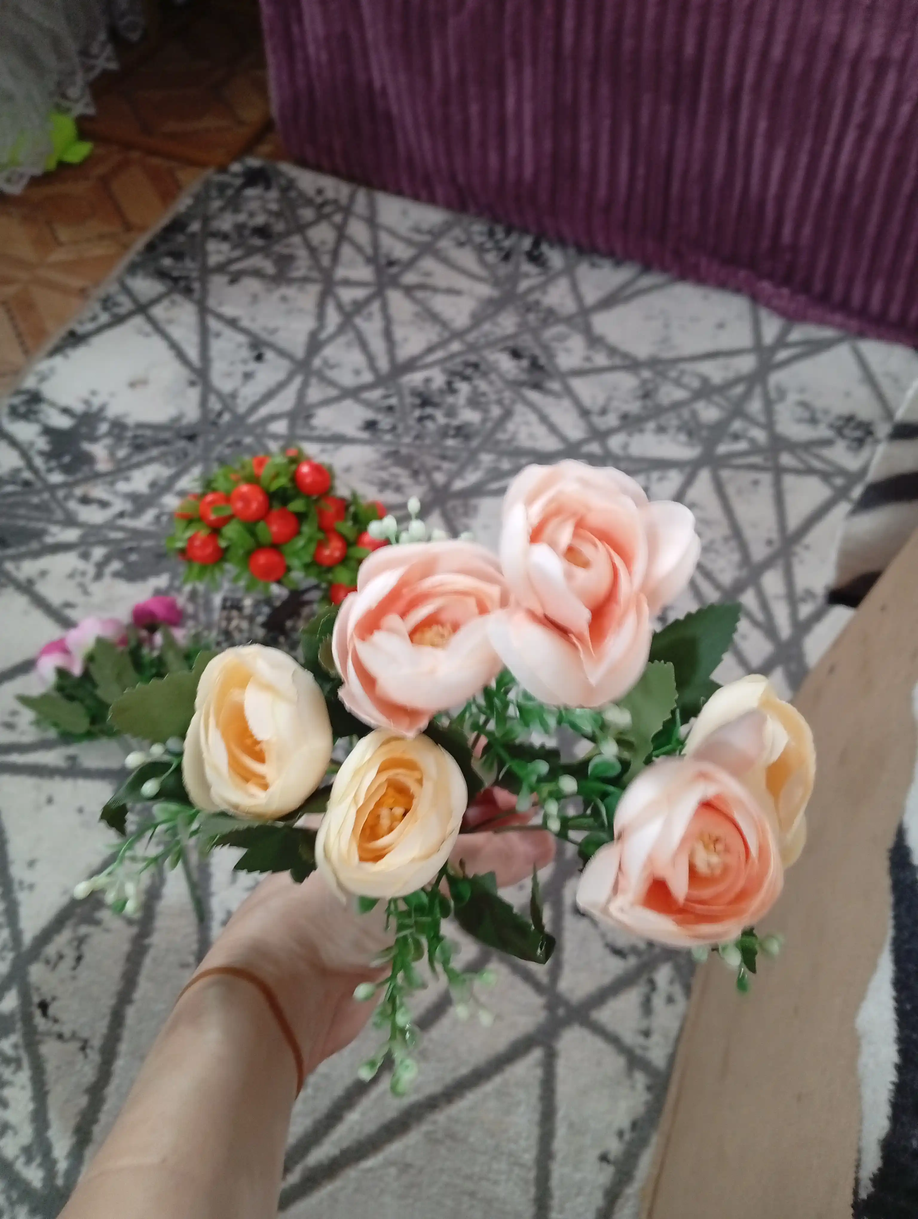 Bezatish va sovg'alar uchun sun'iy gullar - haqiqiy ko'rinish, 28 sm