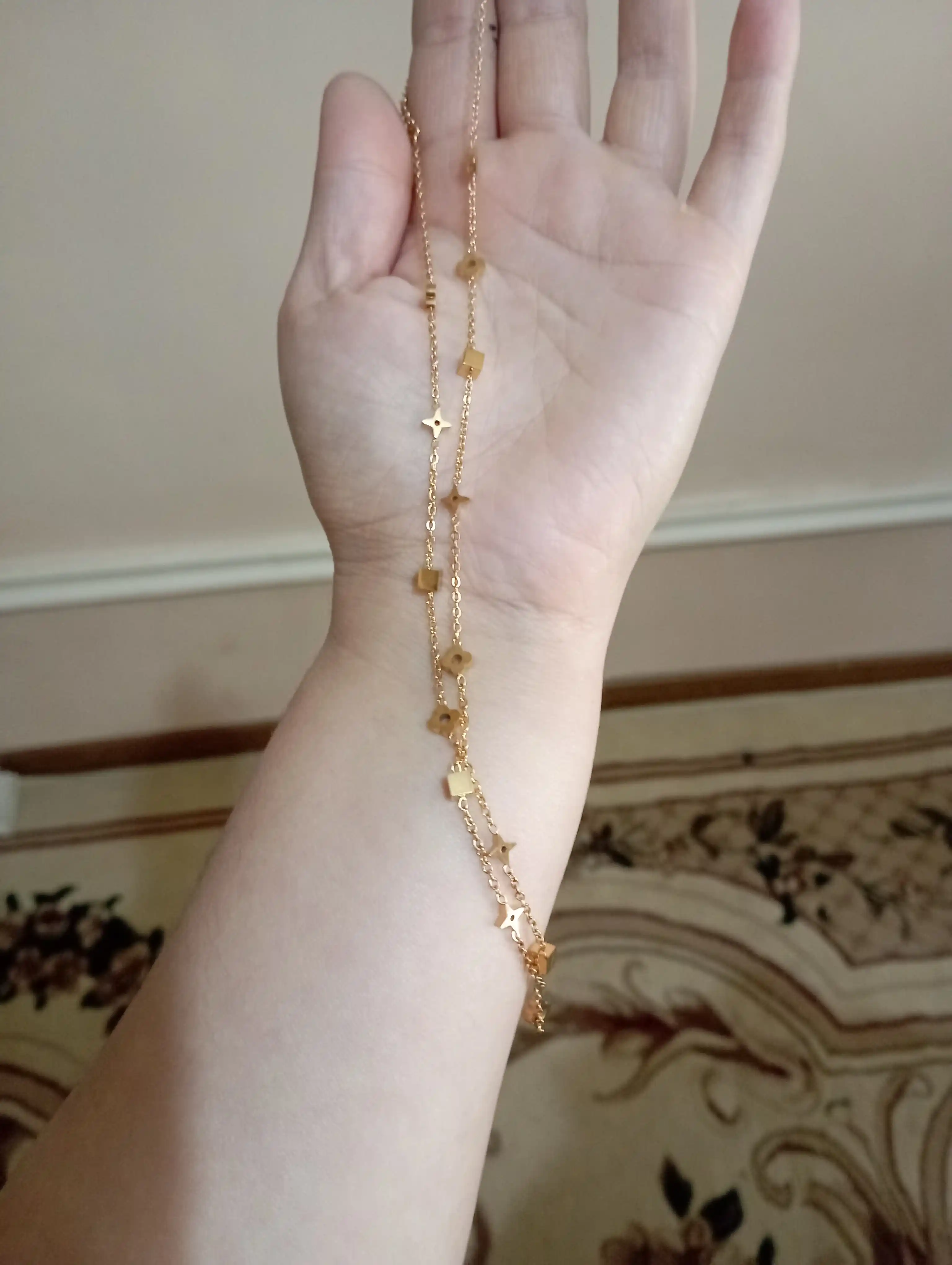 Ayollar va qizlar uchun ayollar zanjiri, minimalistik bezak, bo‘yin zanjiri, Van Cleef