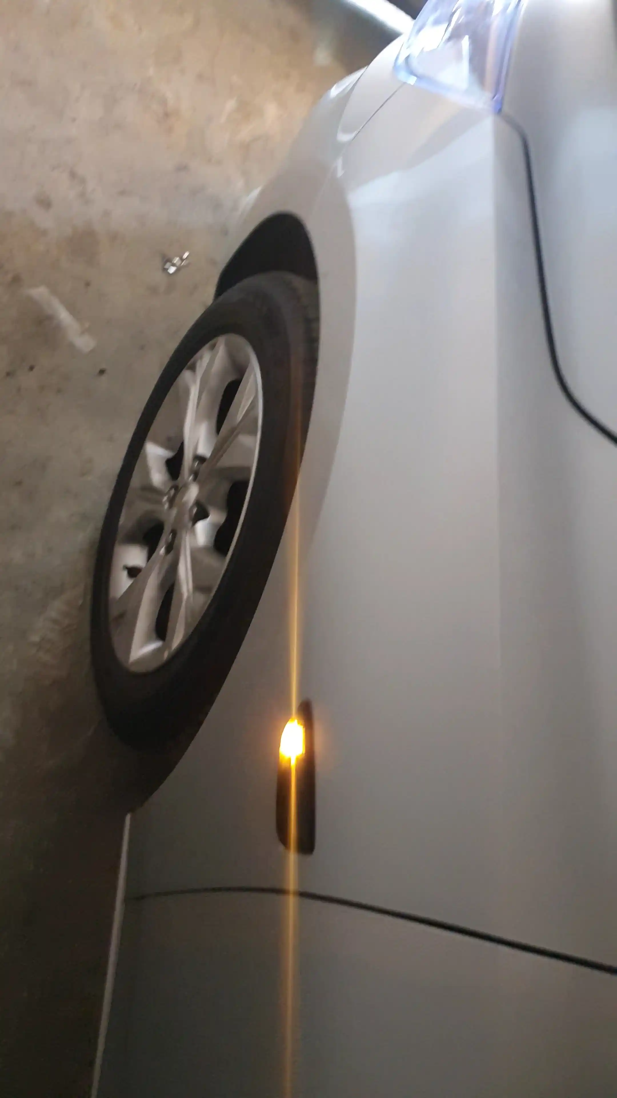 Onix va Monza avtomashinalari uchun yon tomon led lampalari to'plami