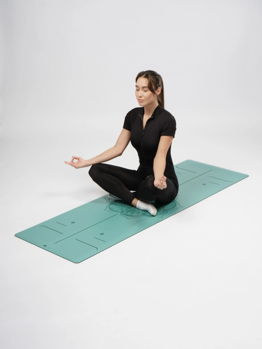 Коврик для йоги и пилатеса с non-slip покрытием из полиуретана