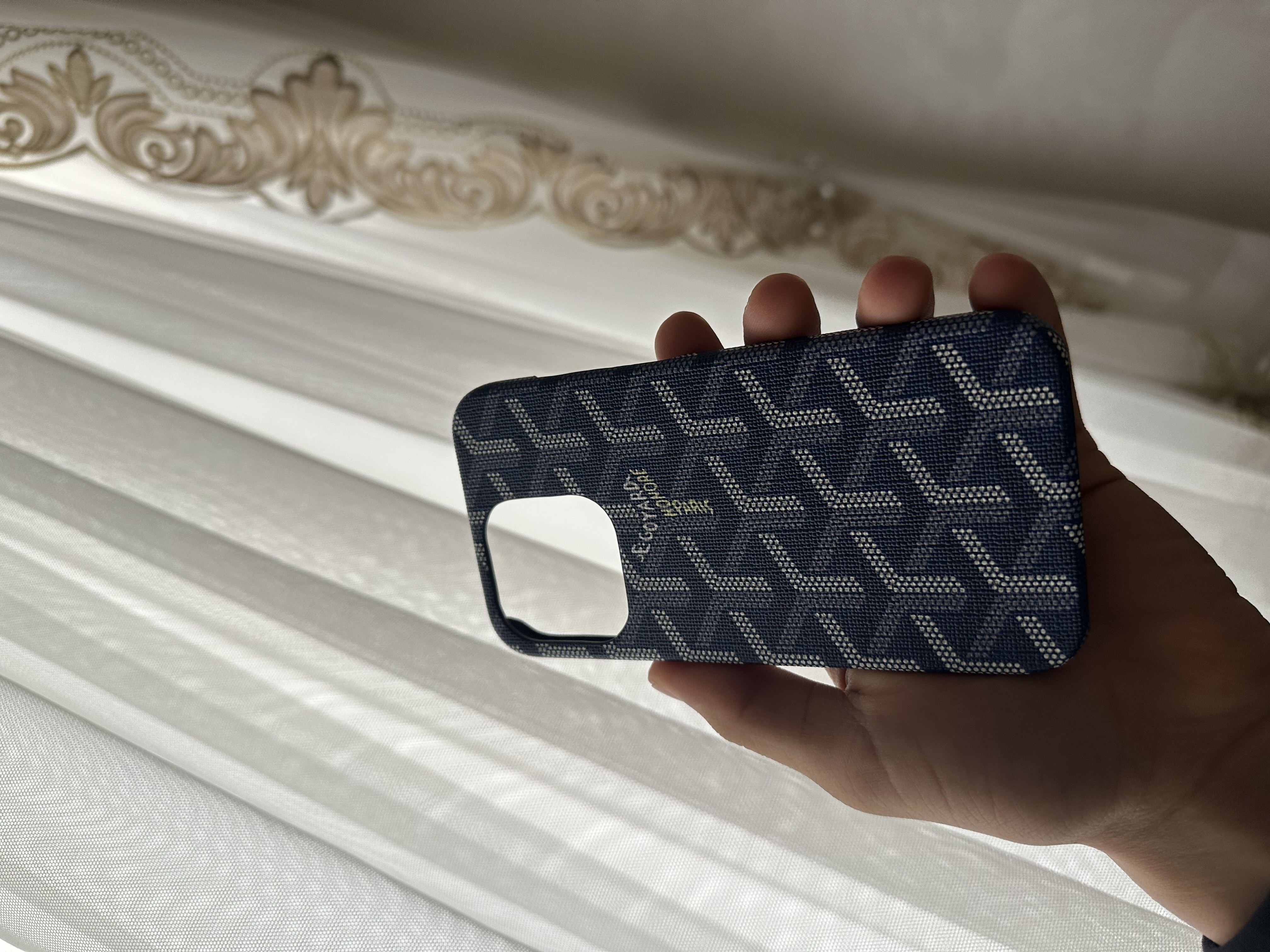 IPhone 14, 15, 16 Pro, ProMax, Plus uchun g'ilof Goyard