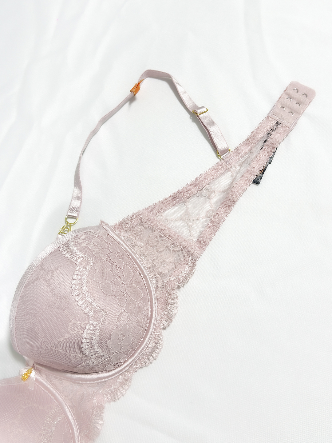 Bobo va nabira porno videolar Yalangoch sport onlayn video