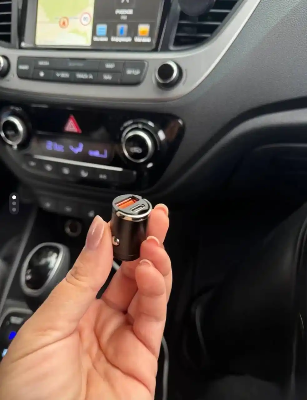 Avtomobil zaryadlovchi, USB-A + Type C