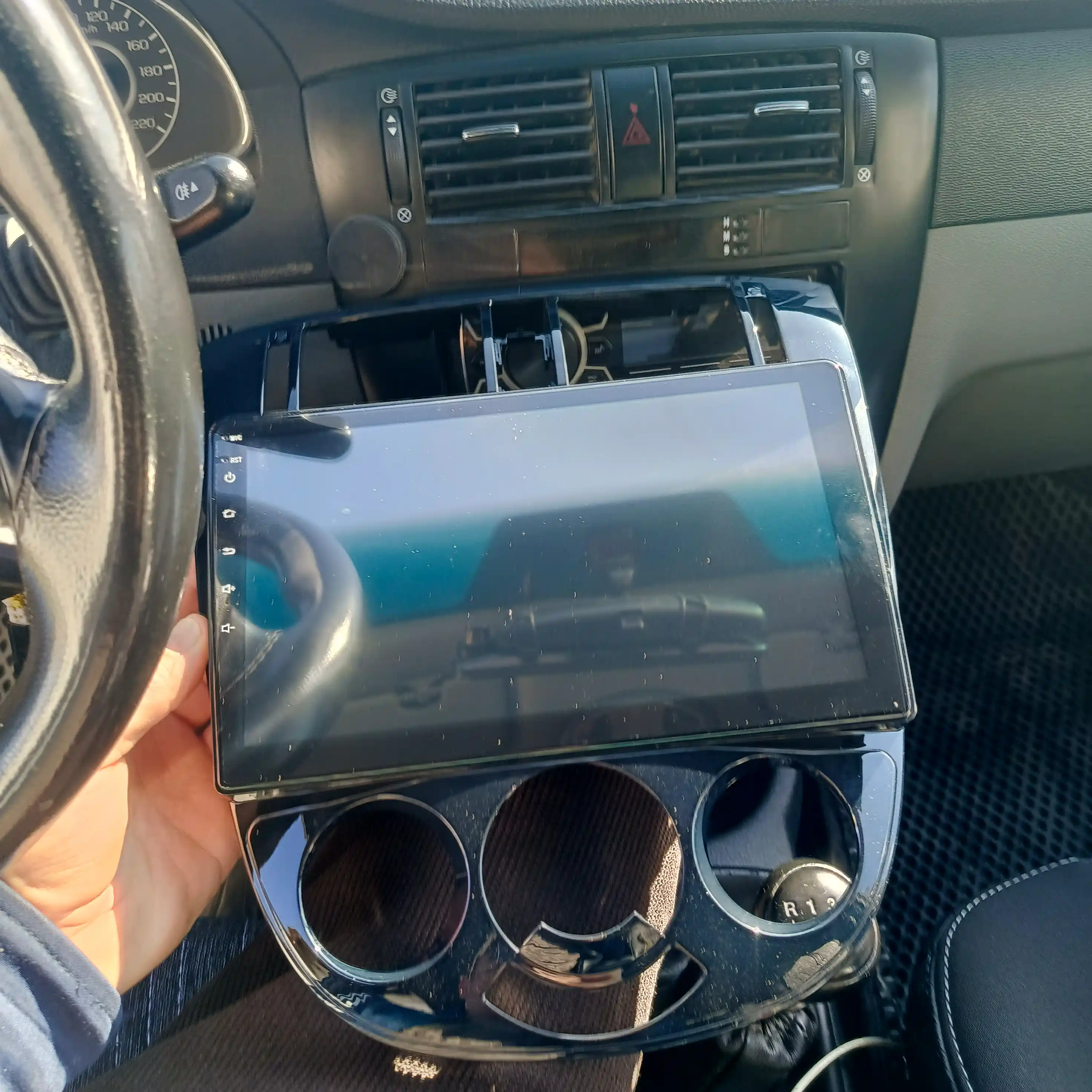 Автомобильные Tesla мониторы 4/64 ГБ Itrend, Spark, Lasetti, Cobalt, Nexia 3, с рамкой