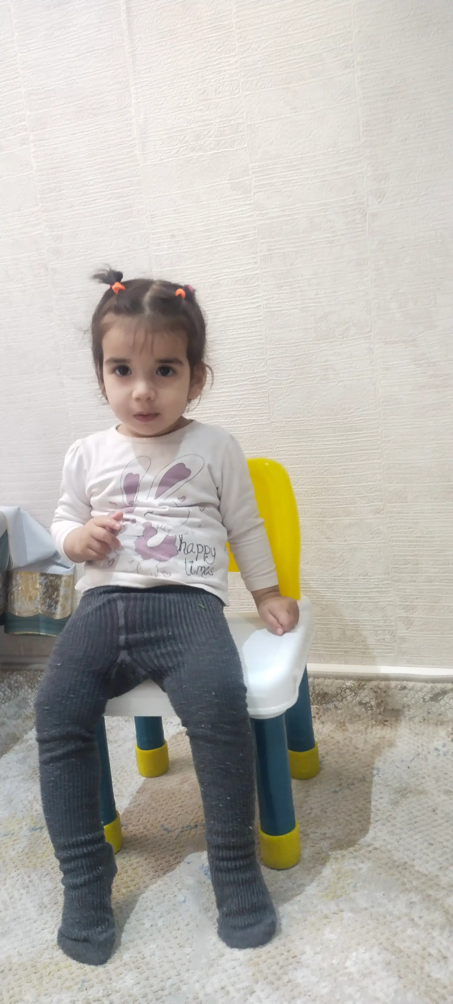 Bolalar yig'ma stulchasi