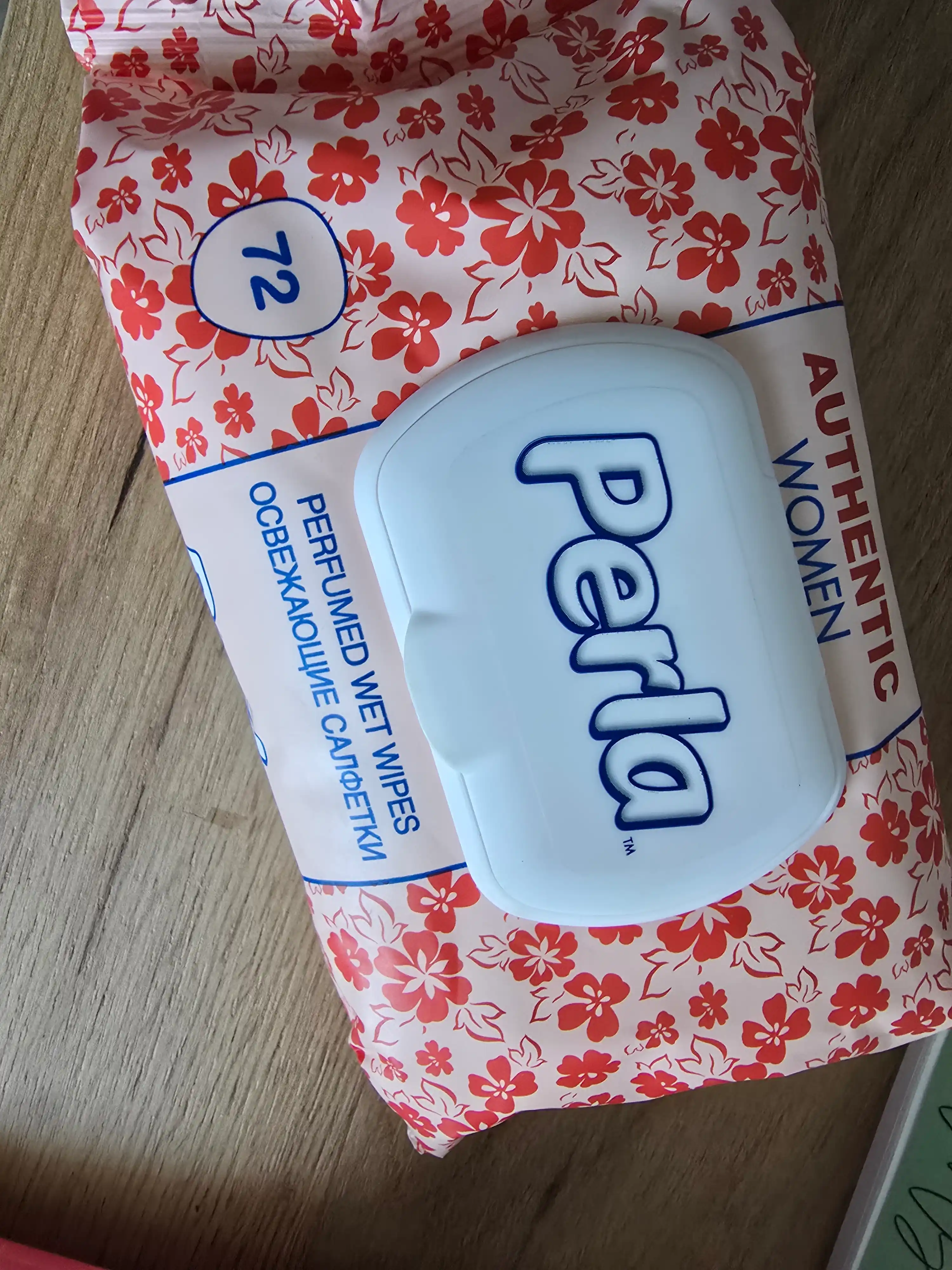 PERLA WOMEN PERFUME 72 X24 nam salfetkalari