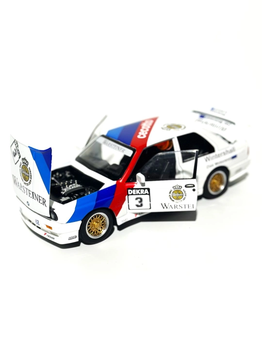 Металлическая игрушечная машинка Mercedes-Benz AMG 6.3, Nissan Skyline, "Jinlifang" 1:24