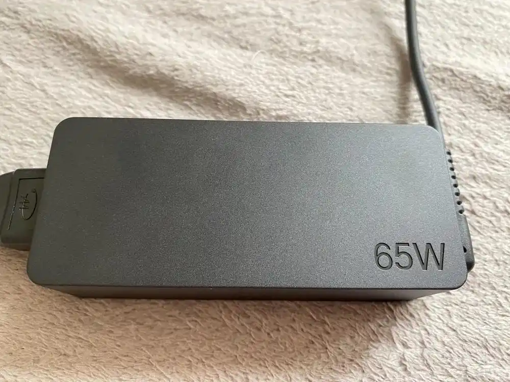 Зарядное устройство для ноутбука Lenovo USB, Type-C, 65W + подарки в комплекте