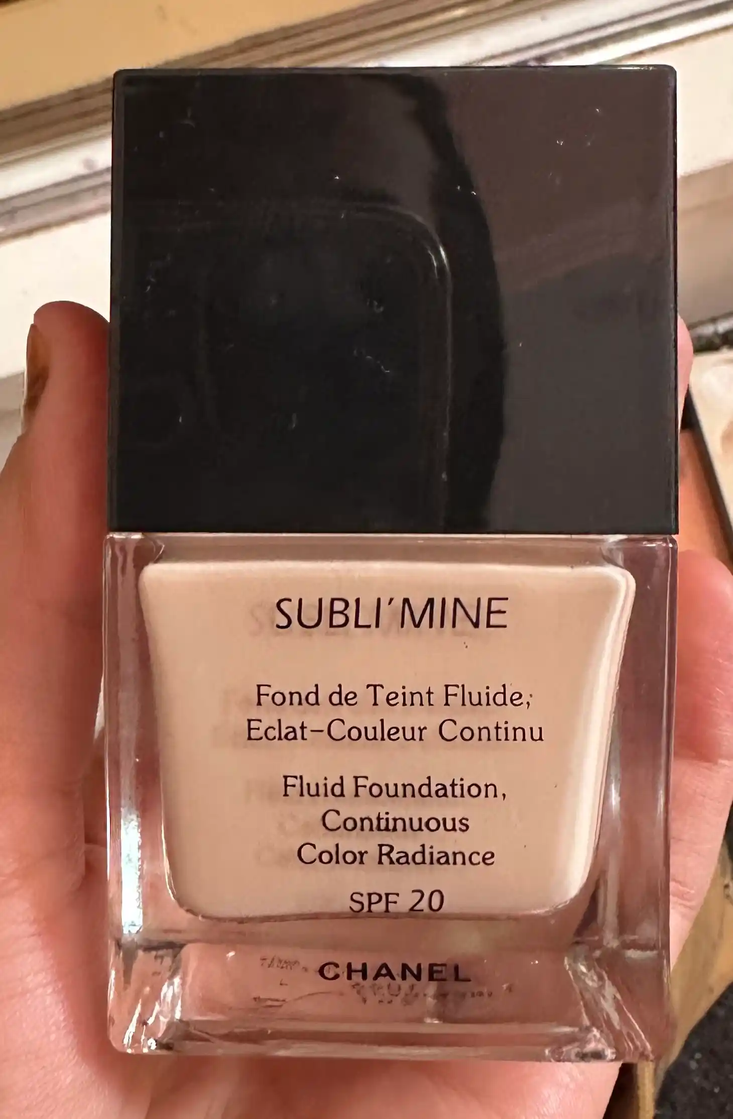 Тональный крем для лица Subli'mine SPF 20