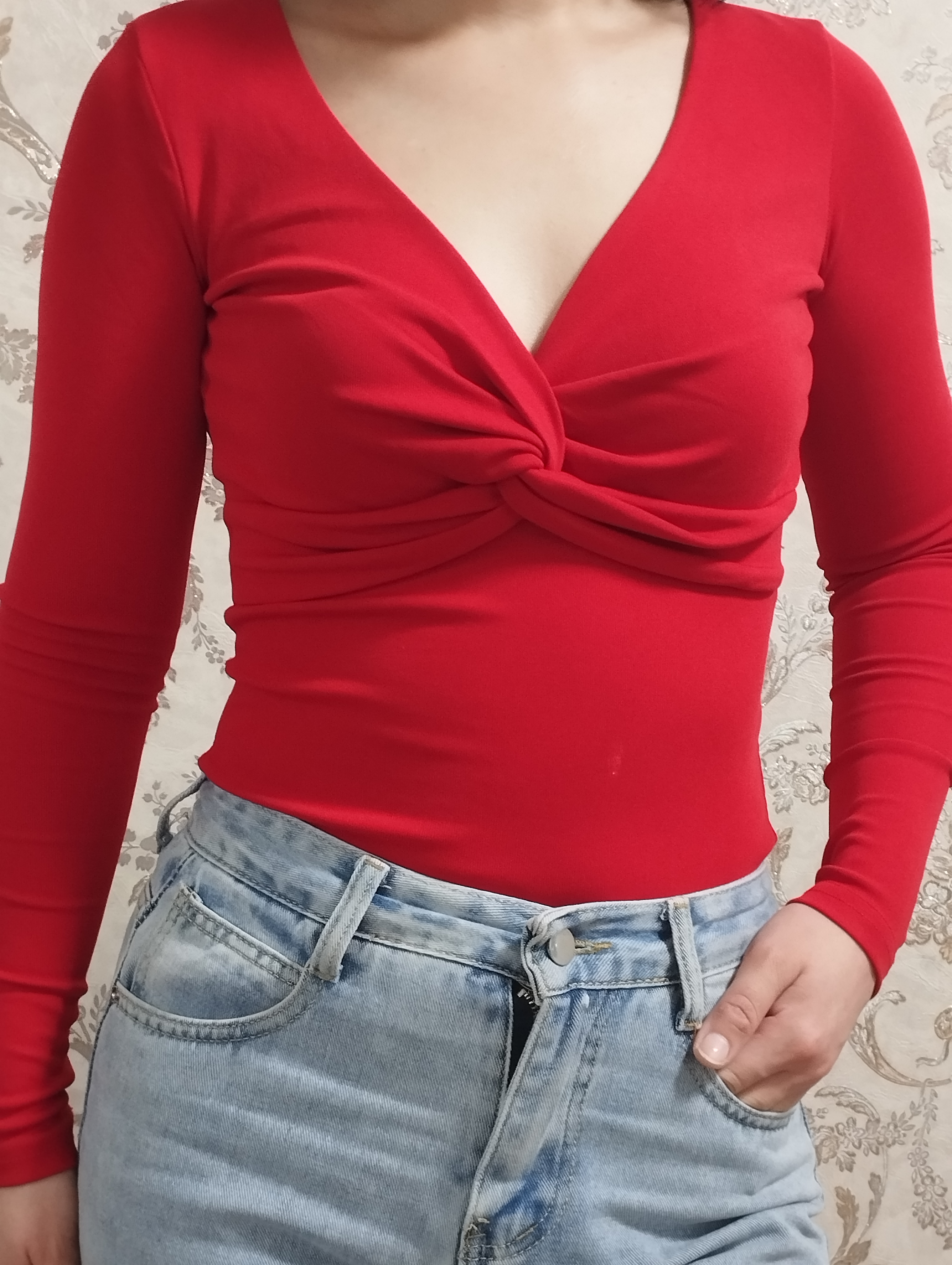 Ayollar koftasi, top