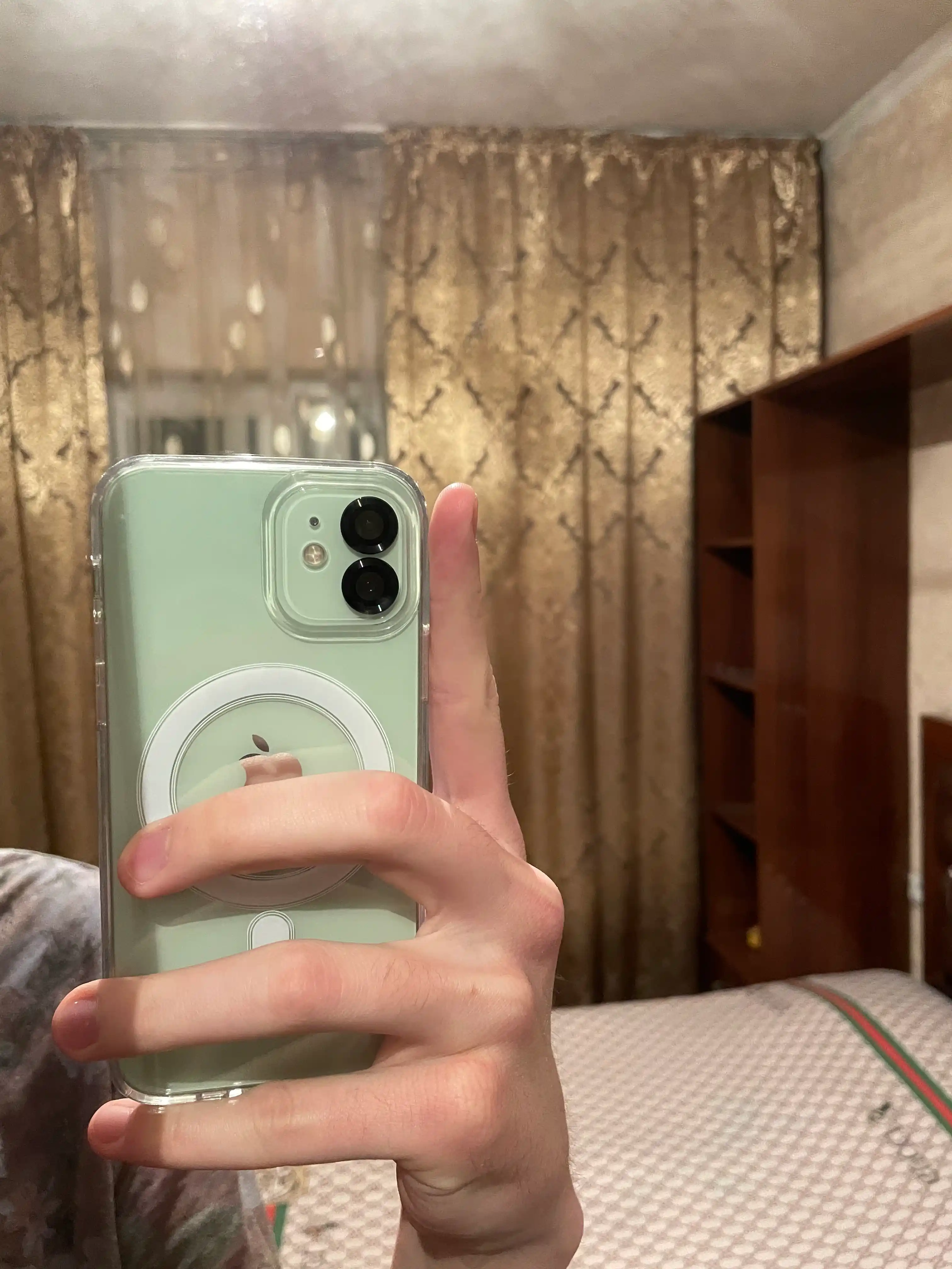 Защитное стекло камеры для iPhone 11/Pro/Max/12/Pro/Max доступно во всех цветах и моделях