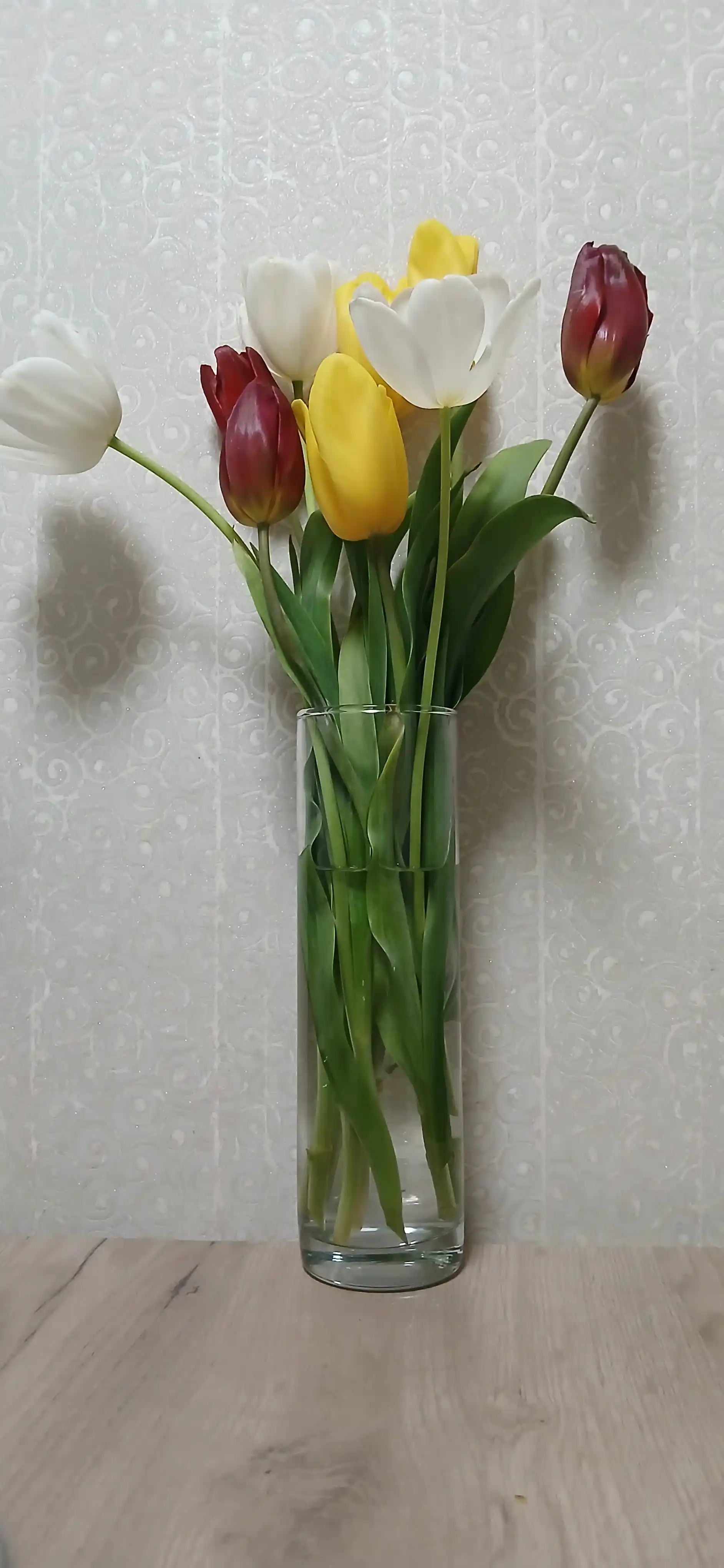 Pasabahce Flora shisha guldoni, 26.5 sm, 1 l, shaffof, quruq gullar va guldastalar uchun mo‘ljallangan