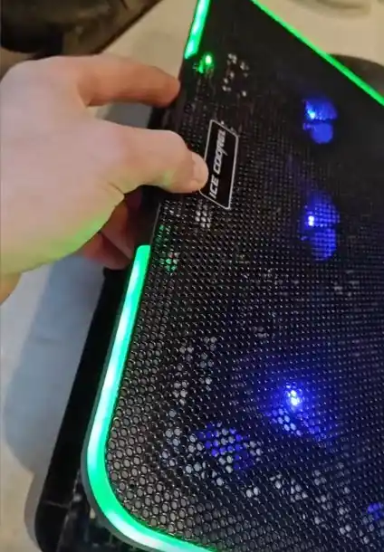 Подставка для ноутбука охлаждающая  с RGB подсветкой