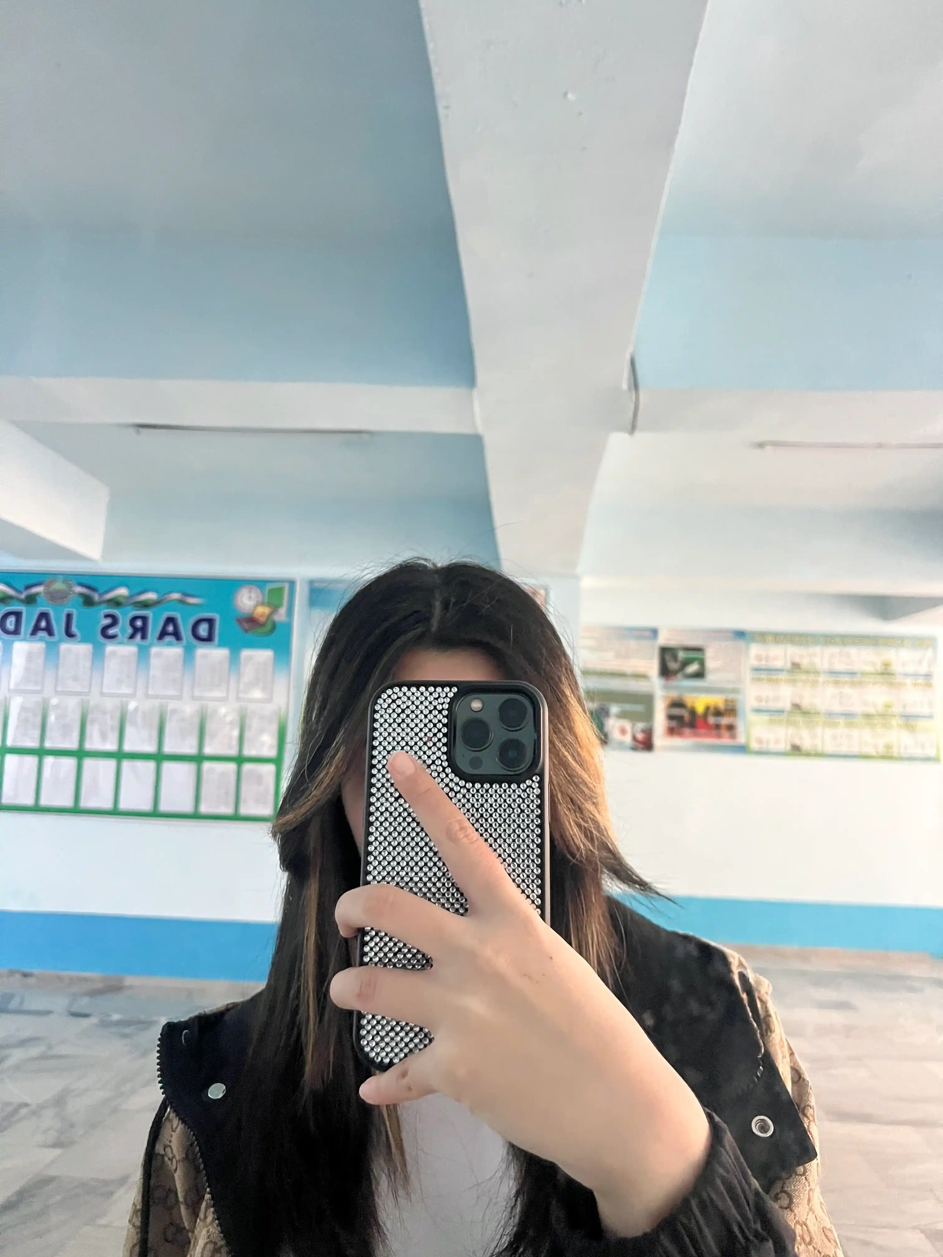 IPhone 13 Pro Max,14 Pro, Max,15 Pro, 16 Pro, Max, 17 Pro, max uchun yaltiroq tosh g‘ilofi
